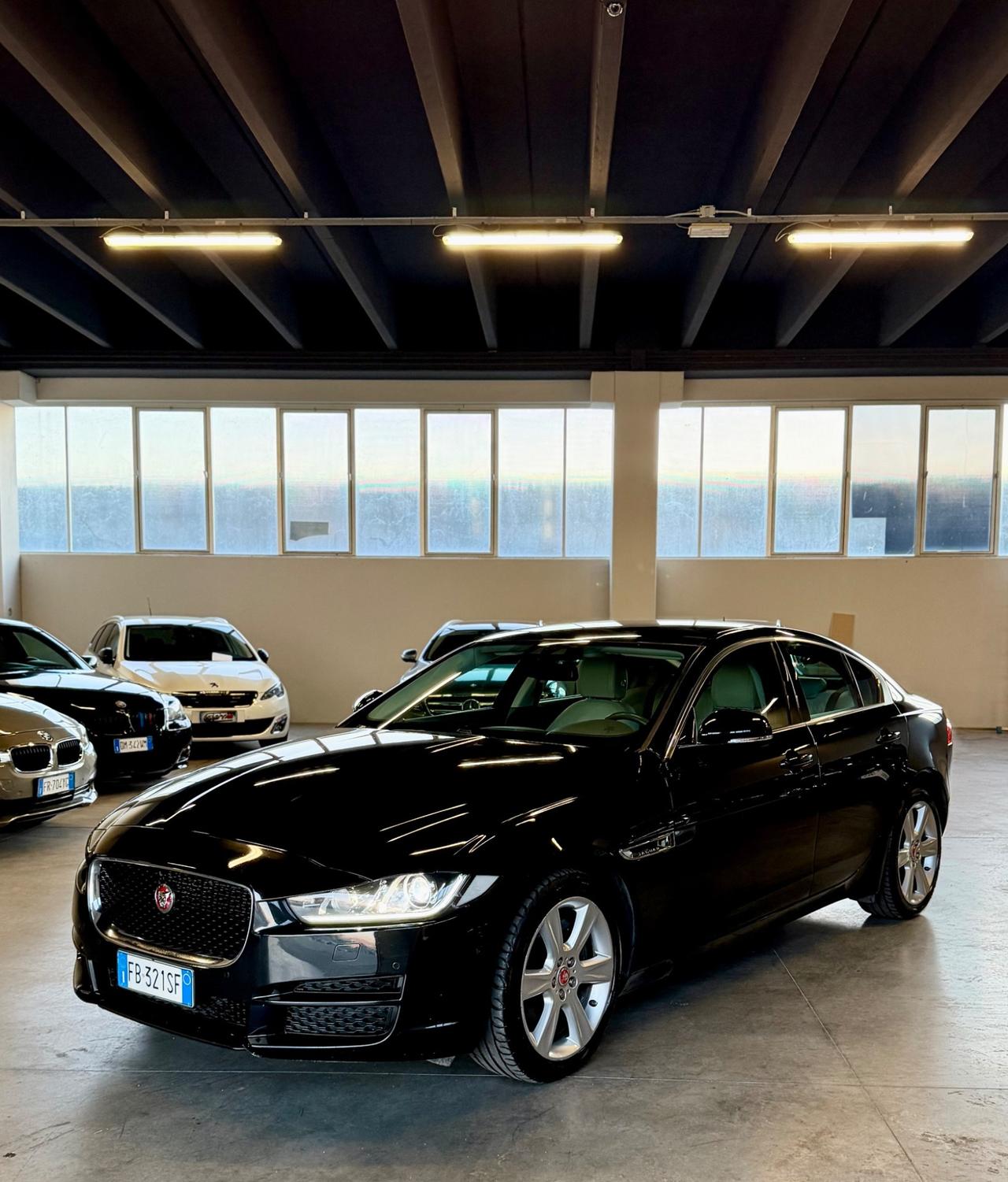 Jaguar XE 2.0 D Turbo aut. Prestige