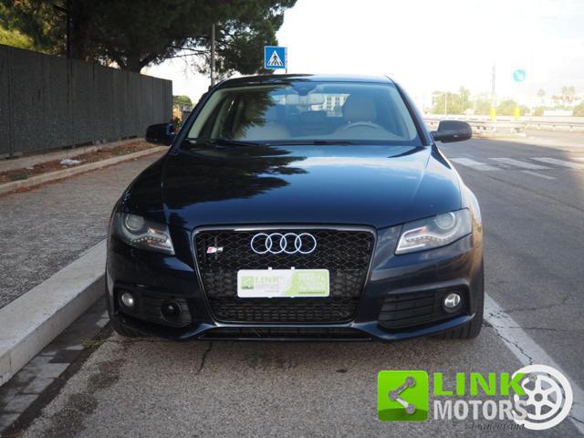 AUDI A4 3.0 V6 TDI quattro aut.*? 160,00 al mese*