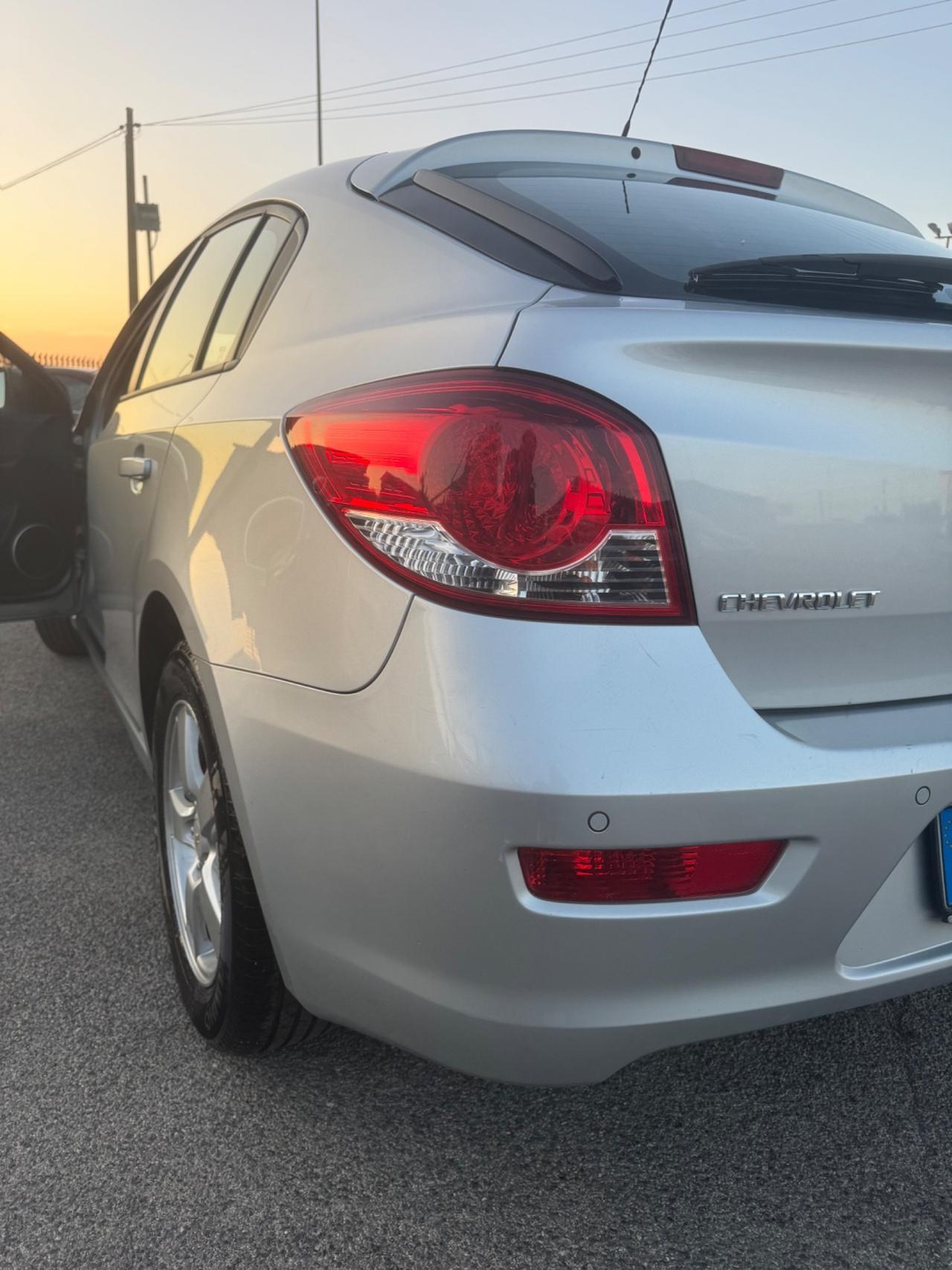 Chevrolet Cruze 1.8 5 porte LT GPL