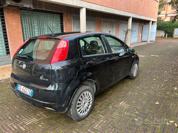 Fiat grande punto metano 1.4 cc pari al nuovo 0 km