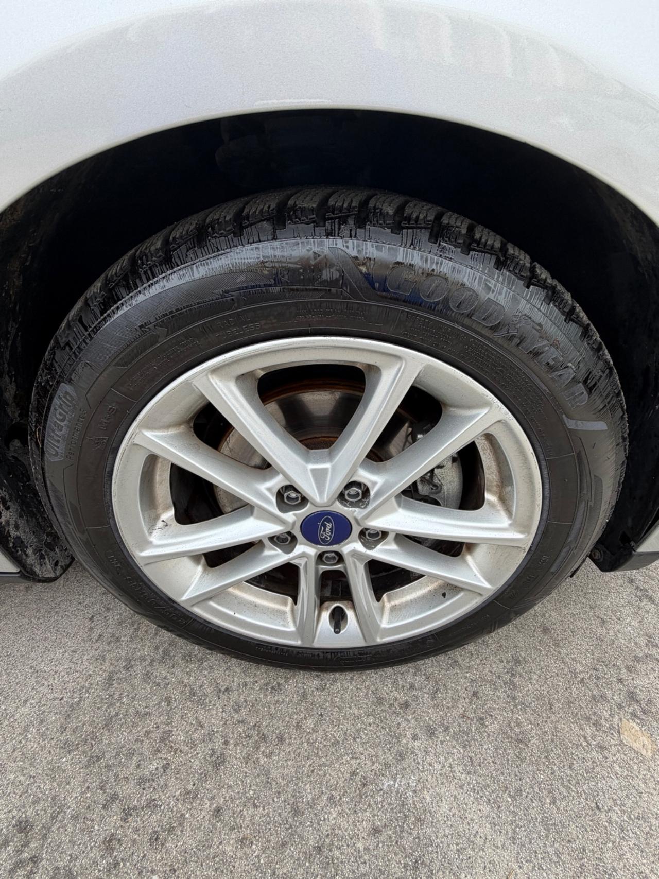 Ford Focus 1.5 TDCi 120 CV Start&Stop Powershift SW Titanium