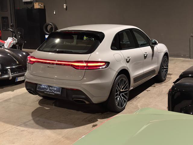 PORSCHE Macan 2.0