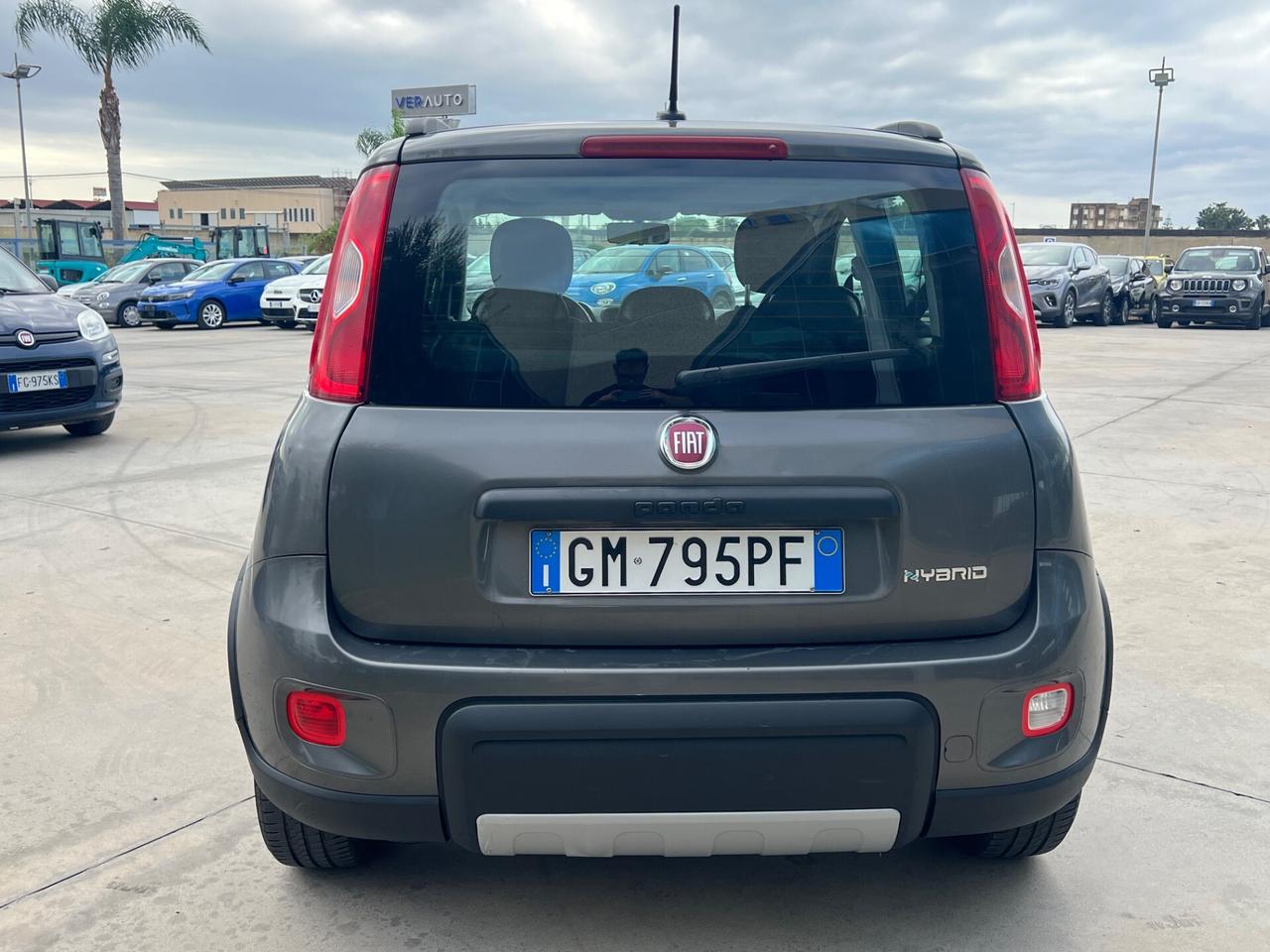 Fiat Panda 1.0 69CV firefly hybrid Garmin
