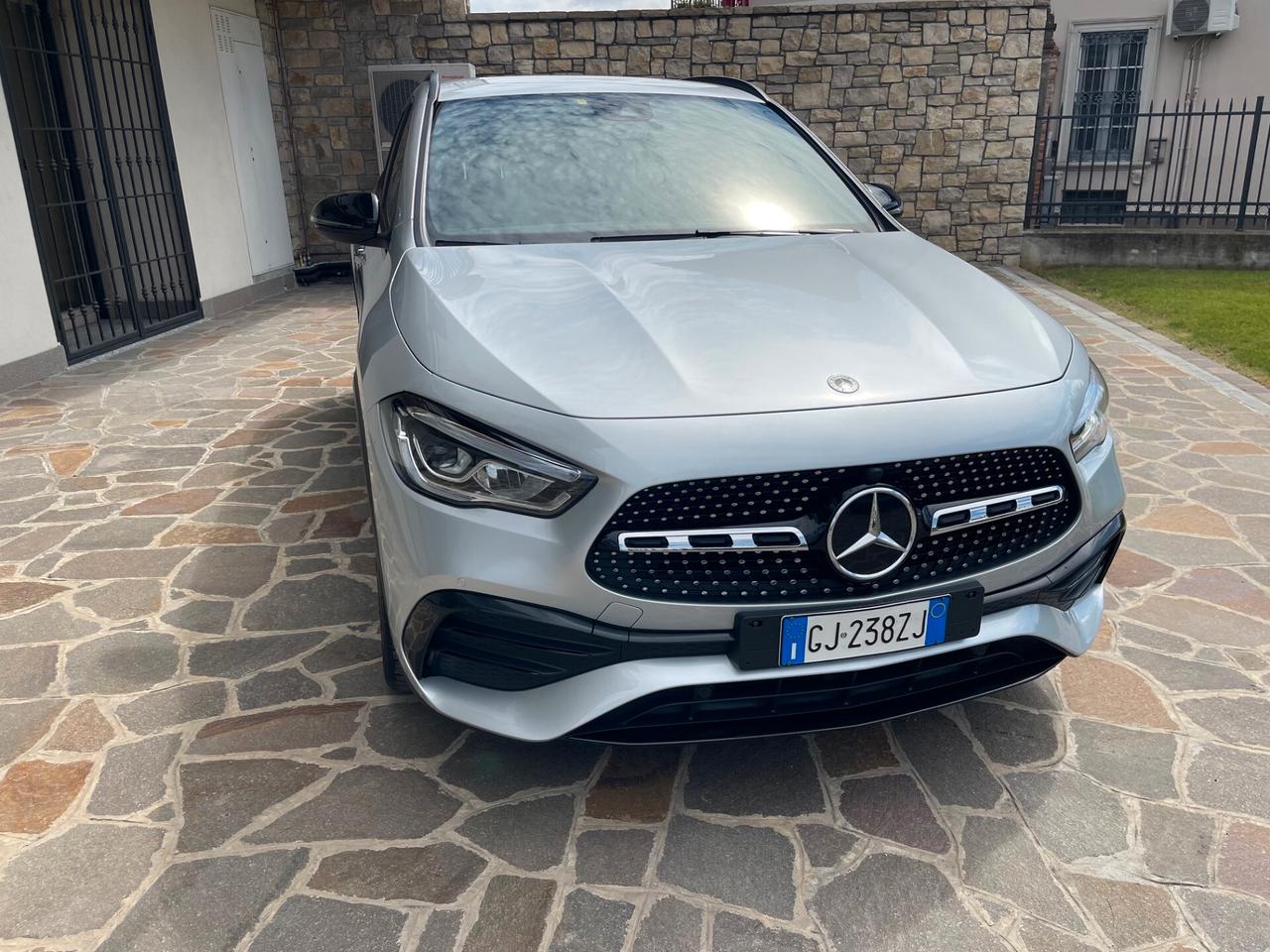 Mercedes-benz GLA 220d Premium 4matic Auto