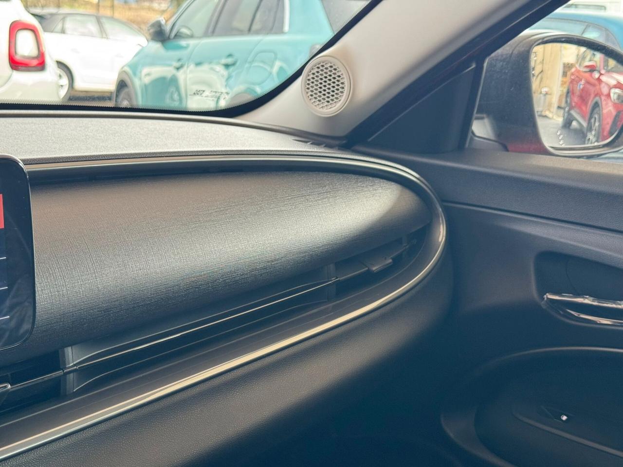 Fiat 600 Hybrid 110 CV DCT MHEV Business