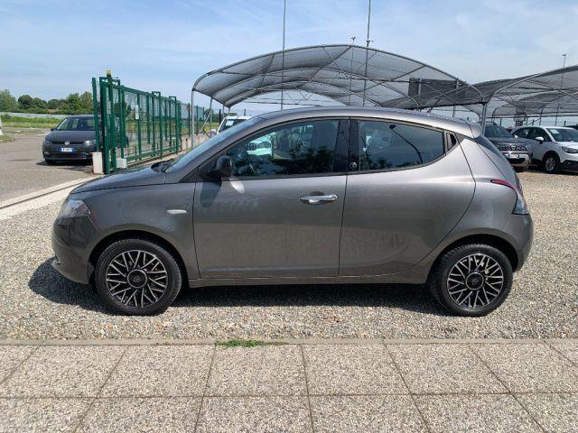 LANCIA Ypsilon 1.2 69 CV 5 porte Platinum