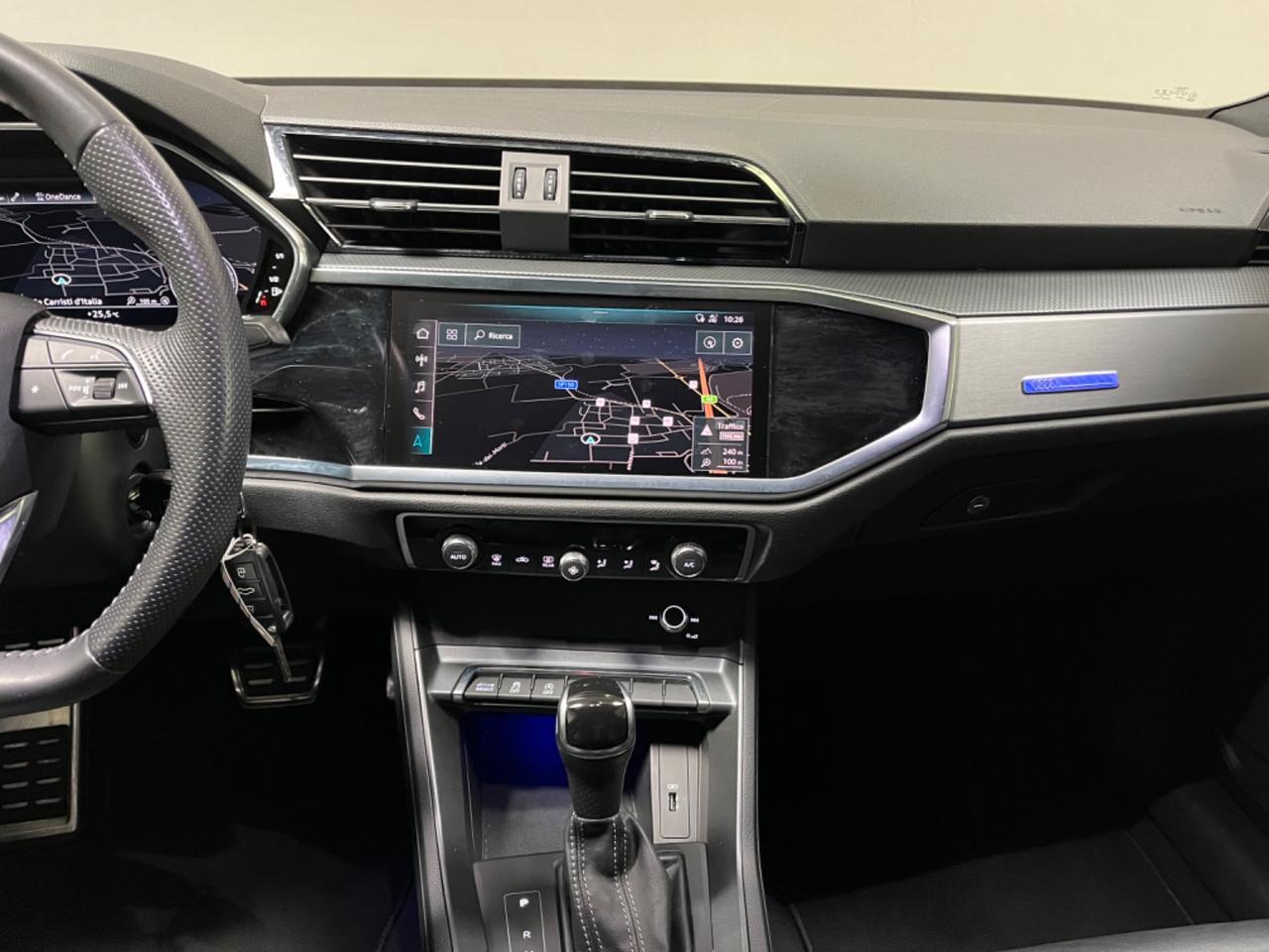Audi Q3 35 TDI S tronic line edition