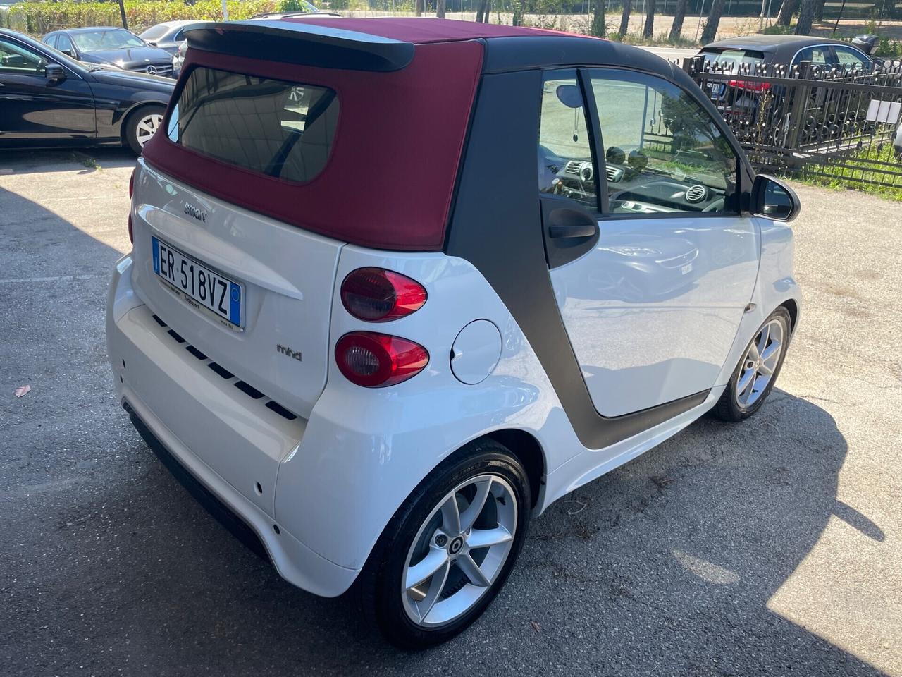 Smart ForTwo 1000 52 kW MHD cabrio pulse