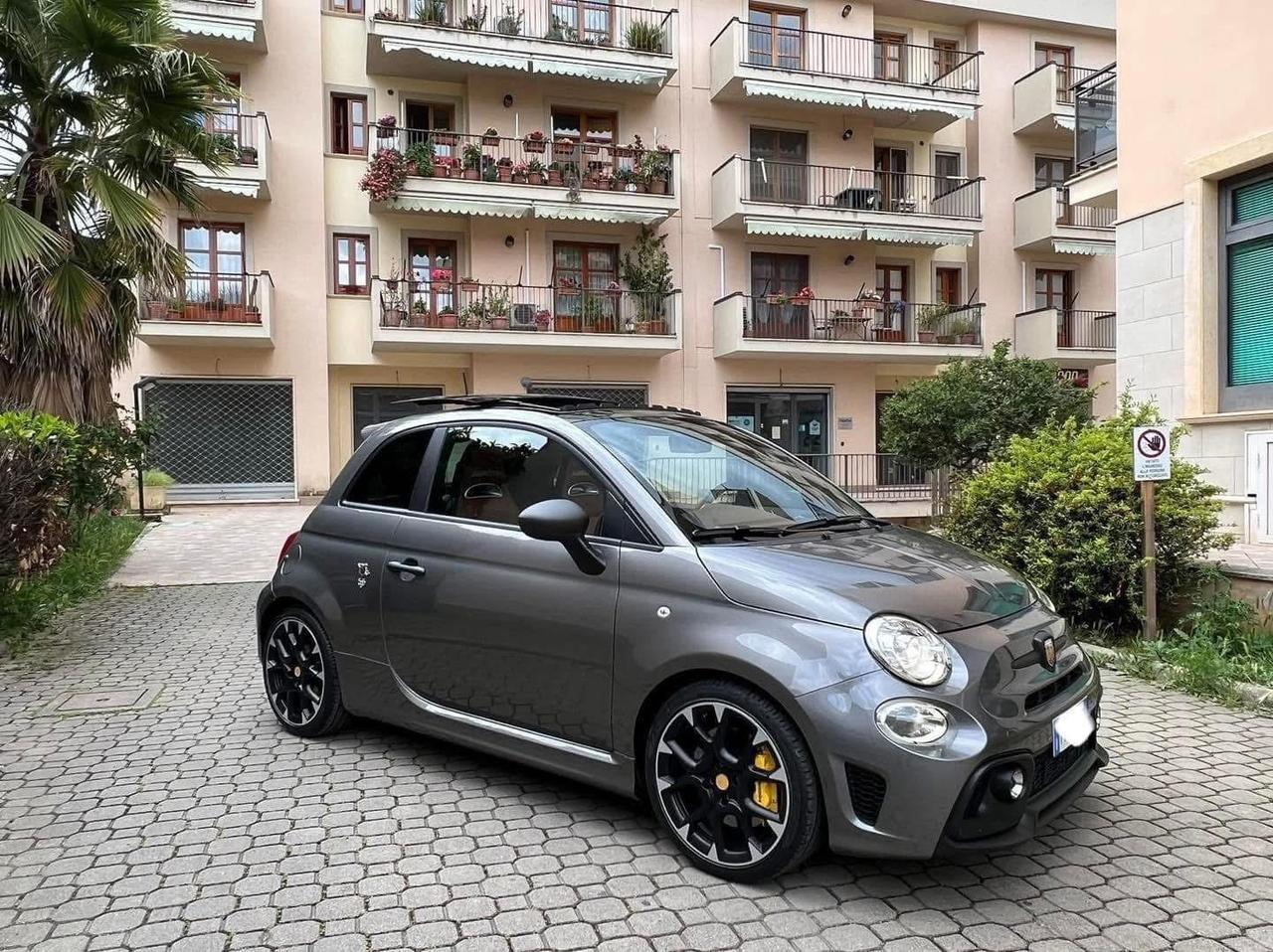 Abarth 595 1.4 Turbo T-Jet 180 CV Competizione