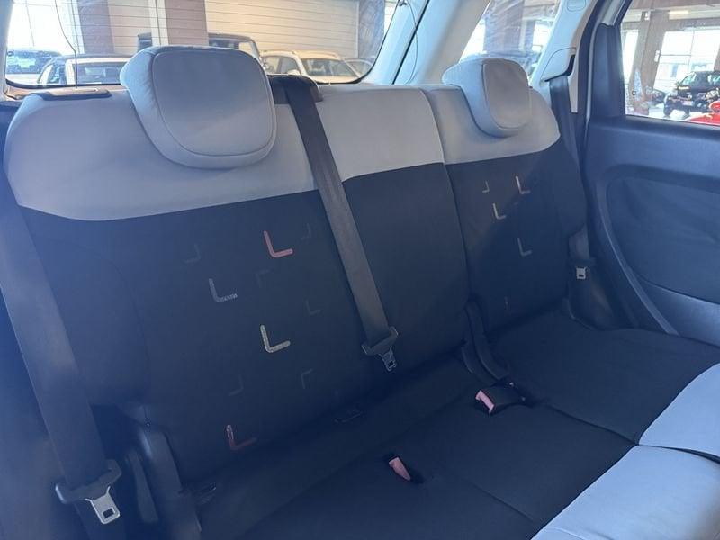 FIAT 500L 1.4 Lounge 95cv