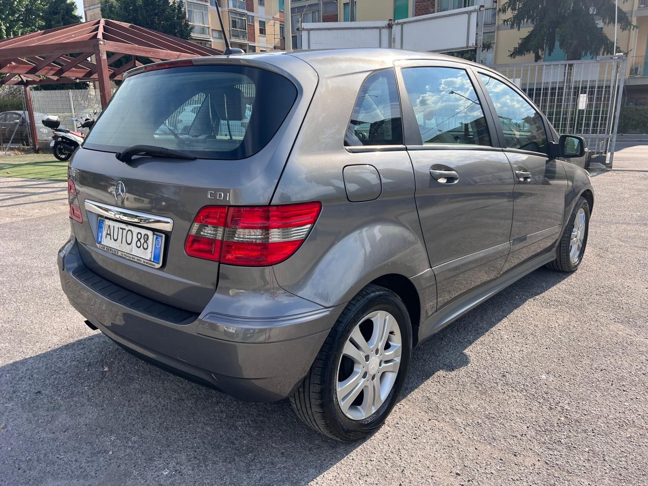 Mercedes-benz B 180 CDI Premium