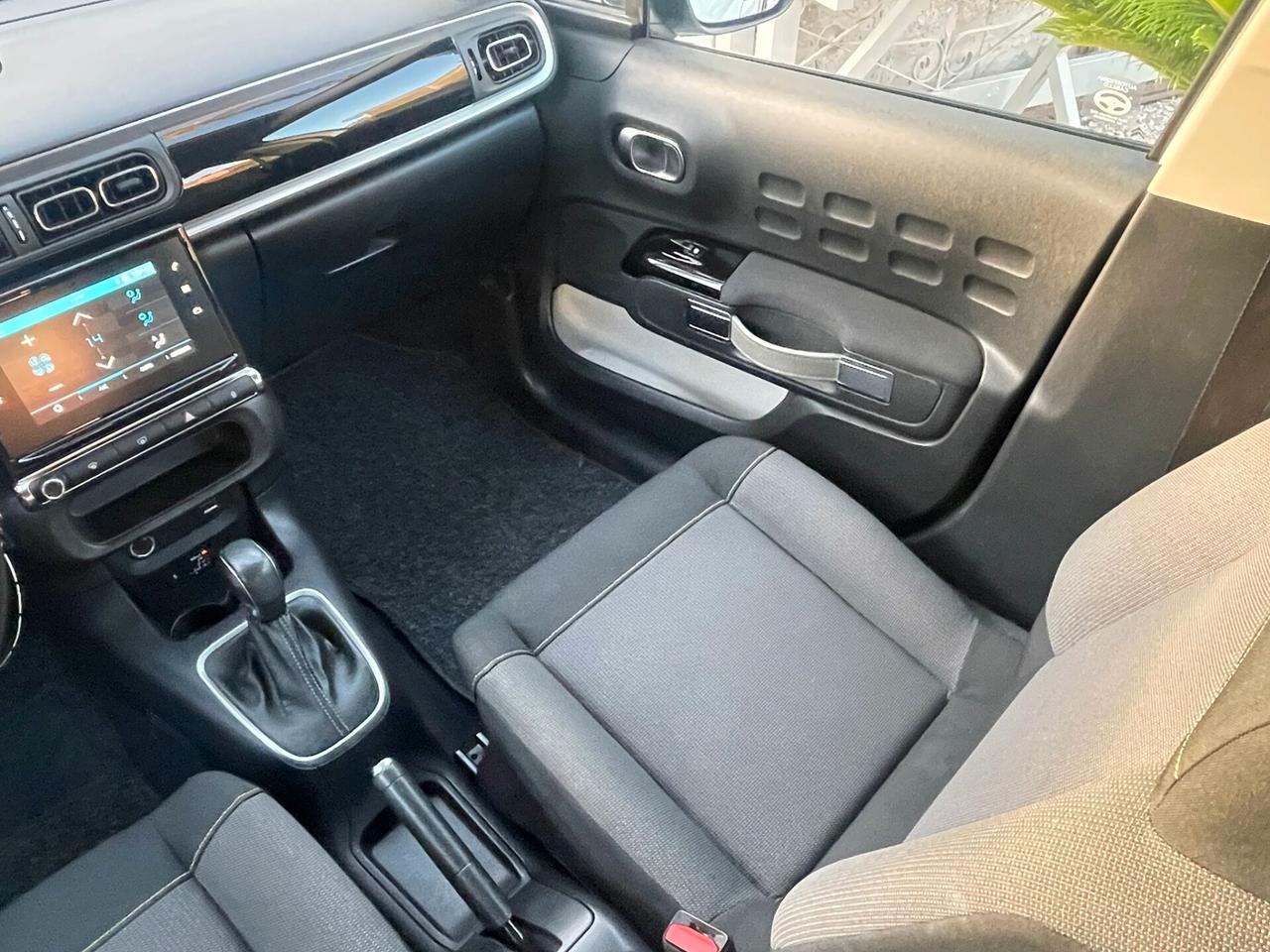 Citroen C3 PureTech 110 S&S EAT6 Shine Pack