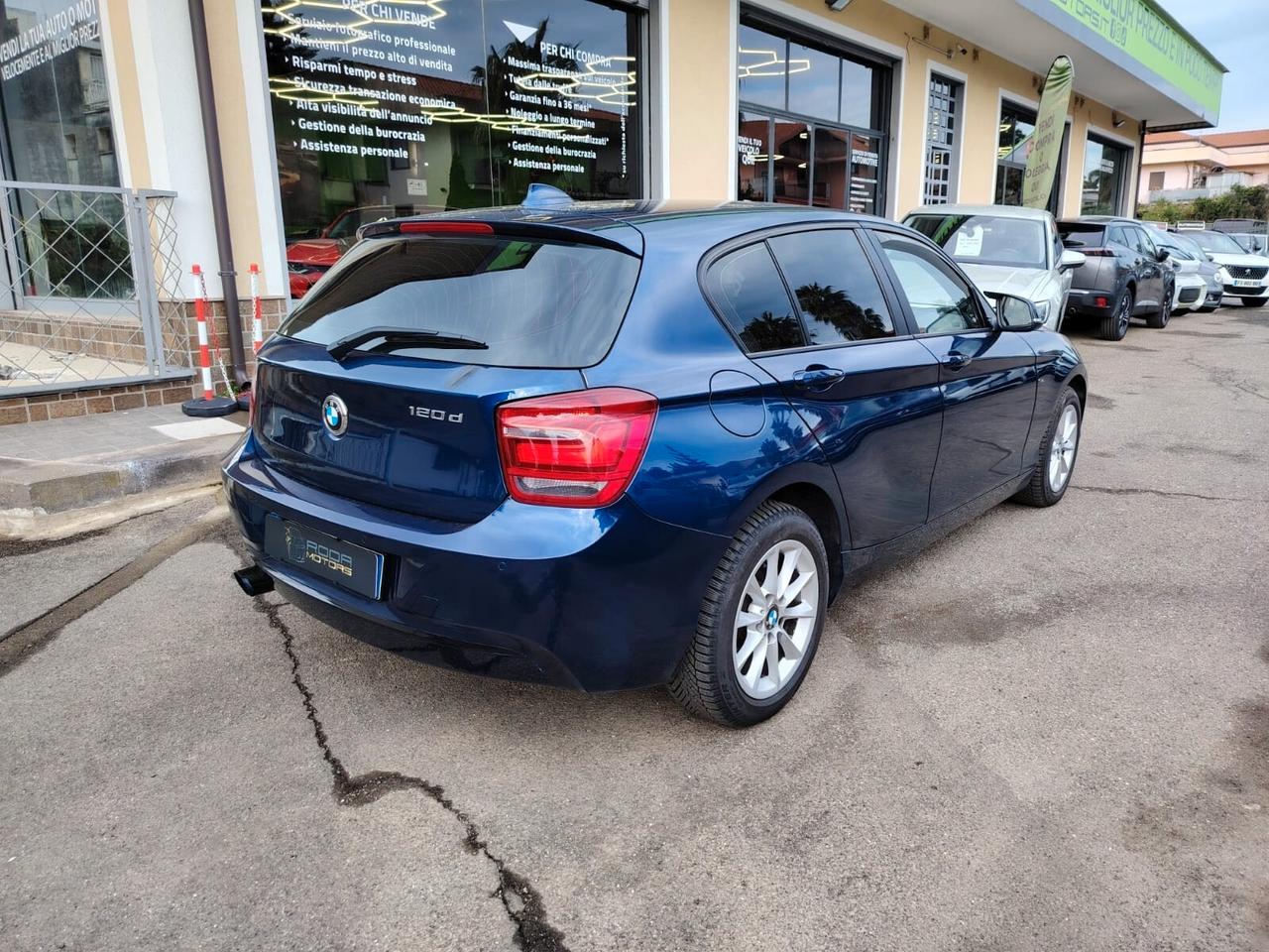 Bmw 120d xDrive 5p. Urban