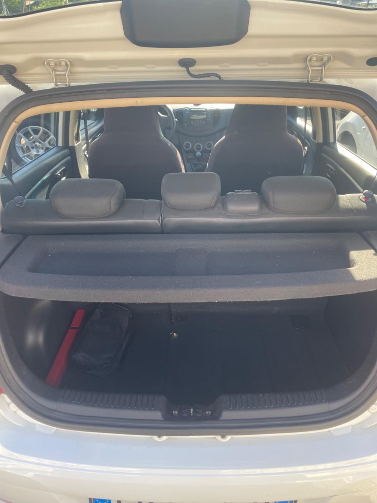 Hyundai i10 1.1 12V BlueDrive GPL Sound Edition