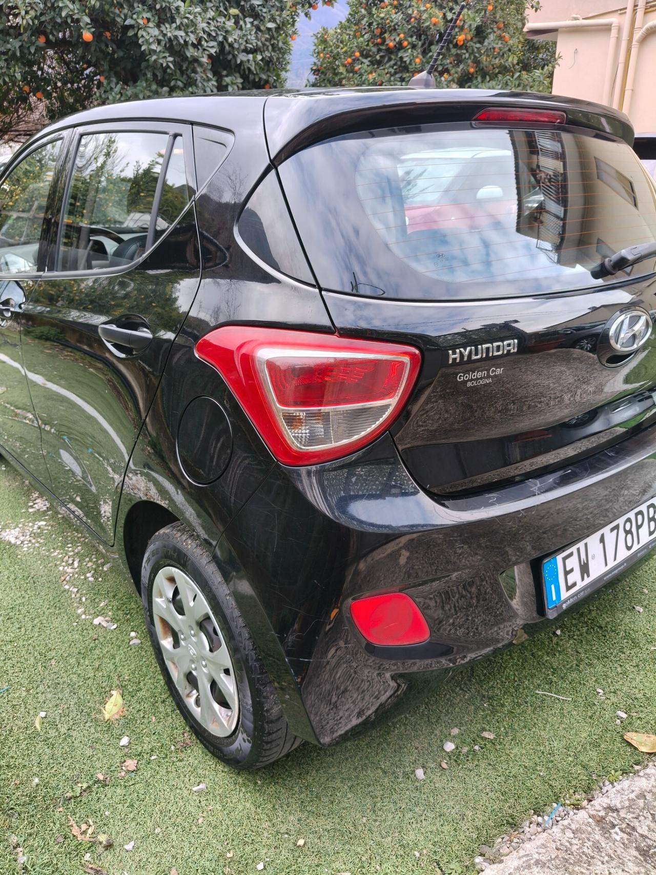Hyundai i10 1.0 GPL DI SERIE FULL OPTIONAL