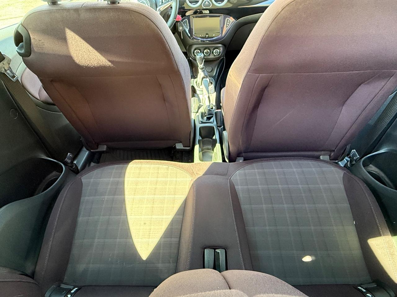 Opel Adam 1.2 70 CV Slam