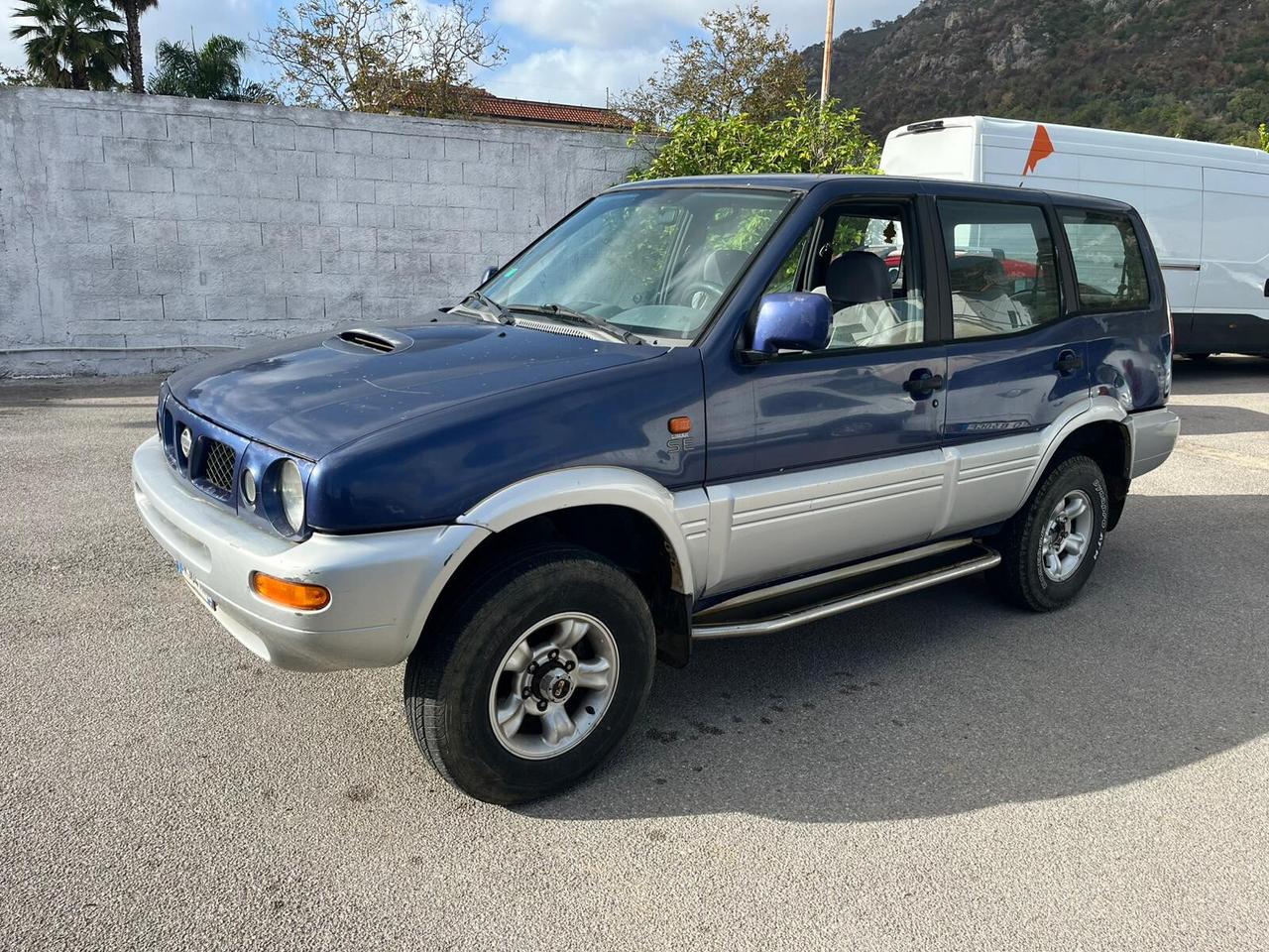 Nissan Terrano II 2.7 Tdi 5 porte Luxury autocarro