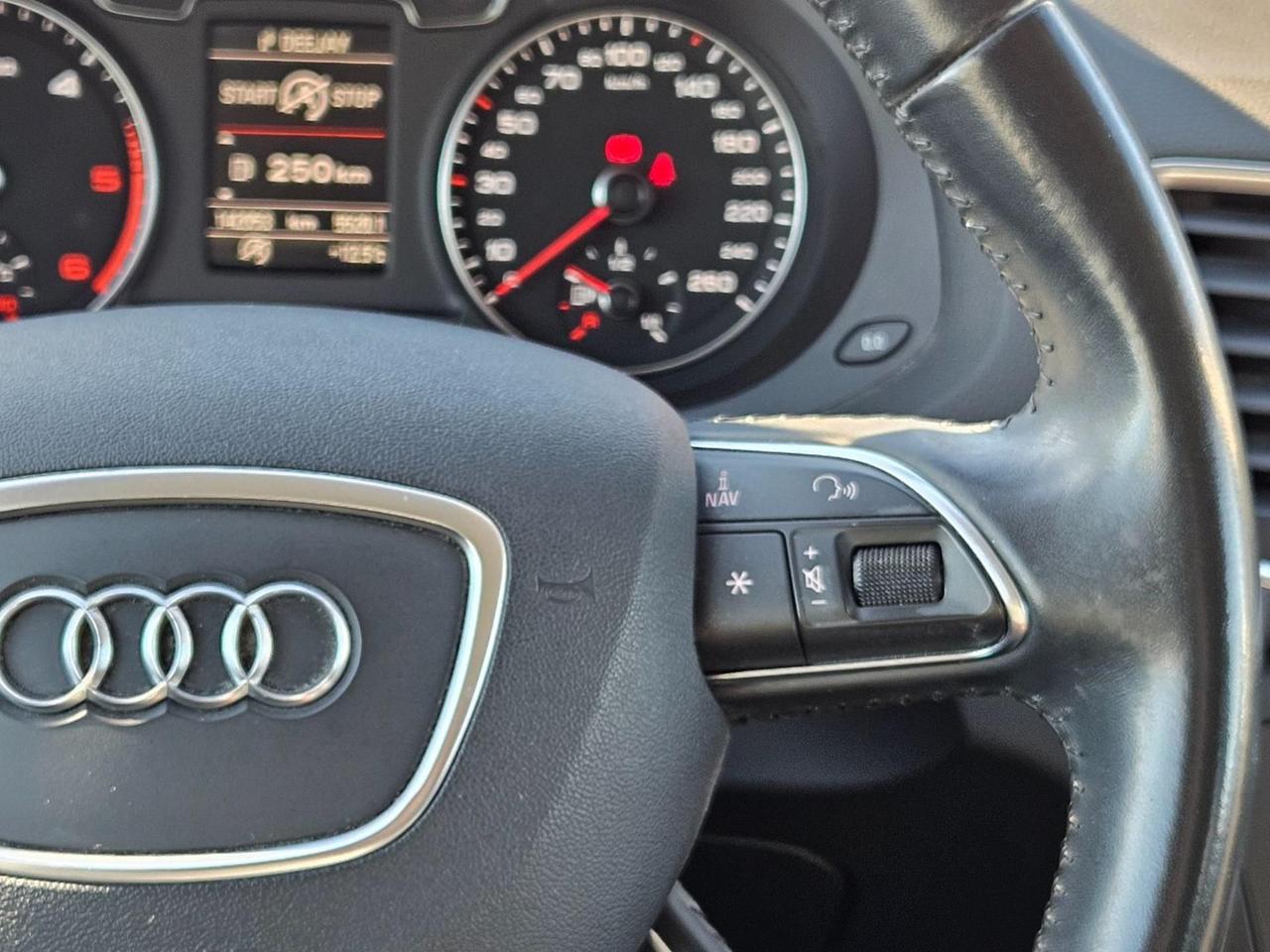 Audi Q3 2.0 TDI 150 CV Design/UNICOPROPRIETARIO