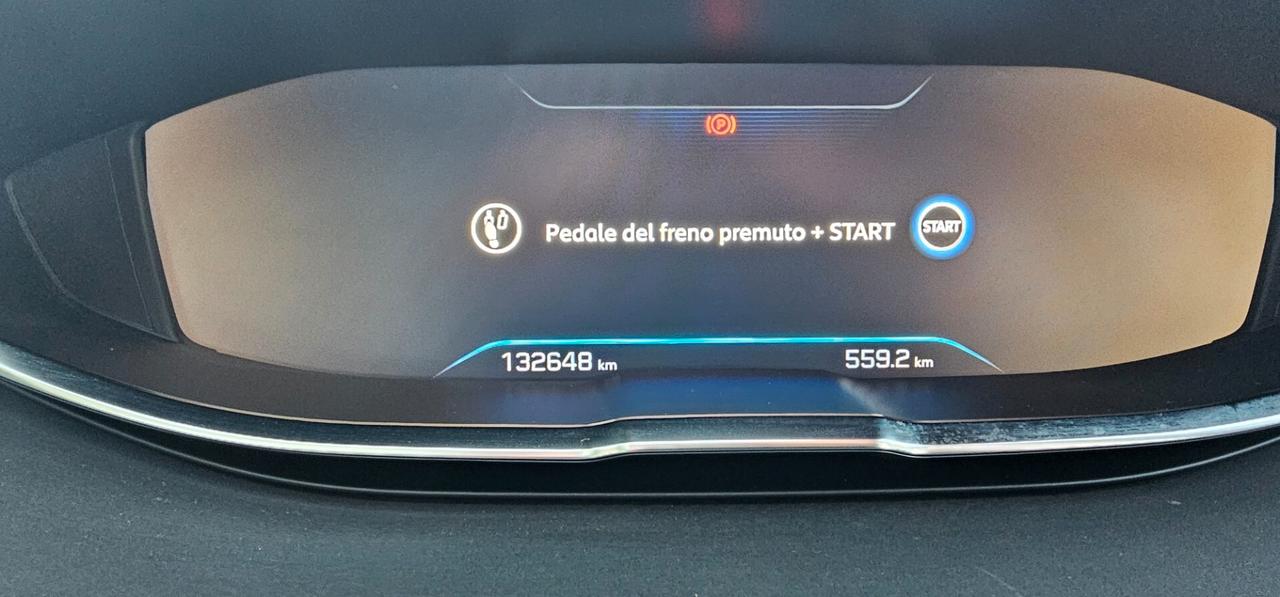 Peugeot 3008 BlueHDi 130 S&S EAT8 Crossway