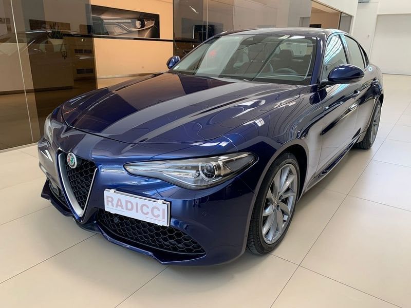 Alfa Romeo Giulia 2.2 Turbodiesel 210 CV AT8 AWD Q4 Veloce