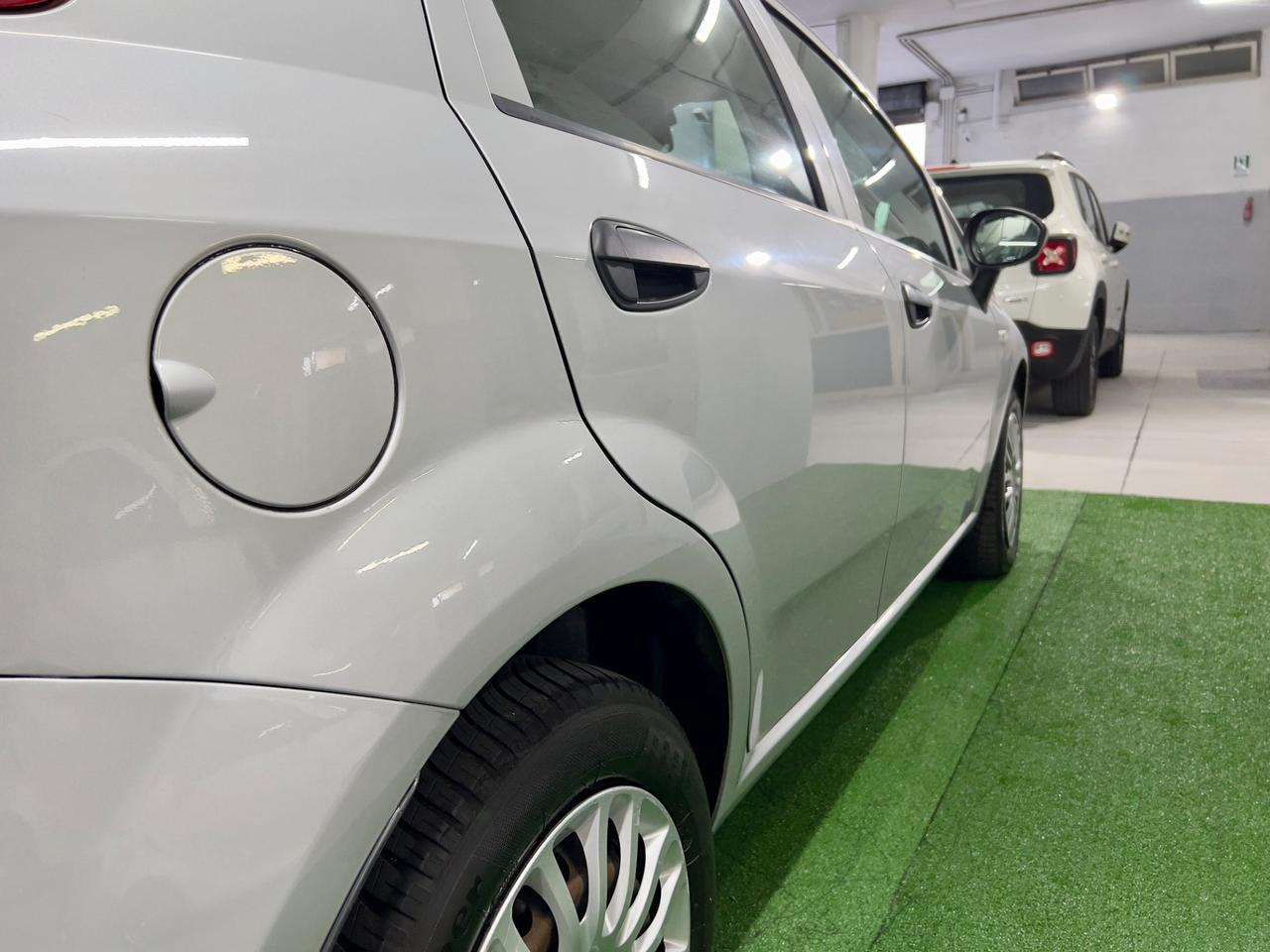 Fiat Punto 1.2 8V 5 porte Street