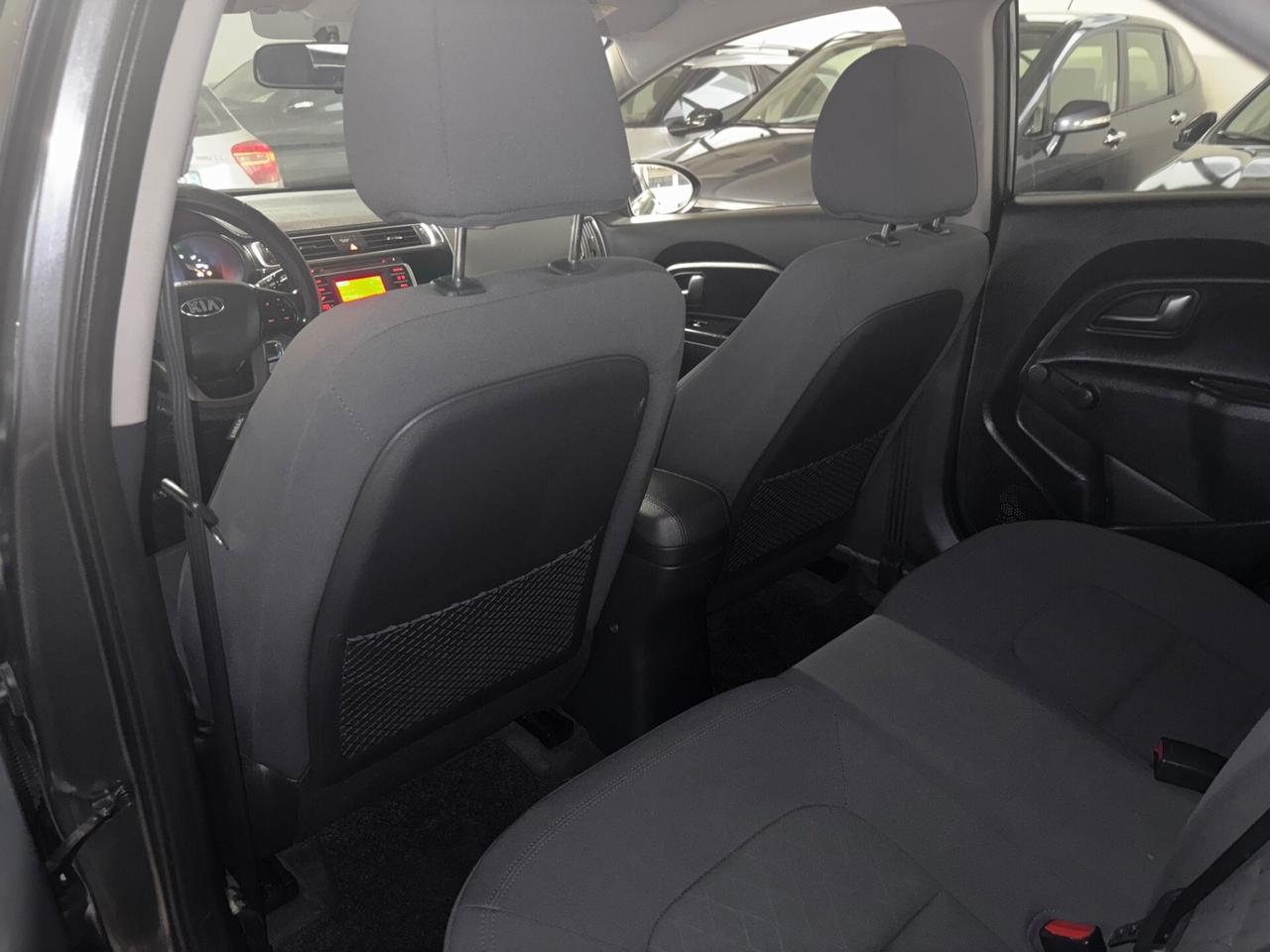 Kia Rio 1.1 CRDi High Tech OK NEOPATENTATI