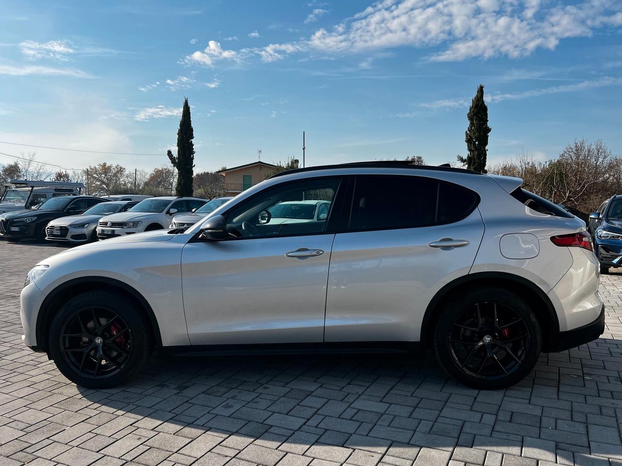 Alfa Romeo Stelvio 2.2 Turbodiesel 210 CV AT8 Q4 B-Tech - TETTO - UNIPRO