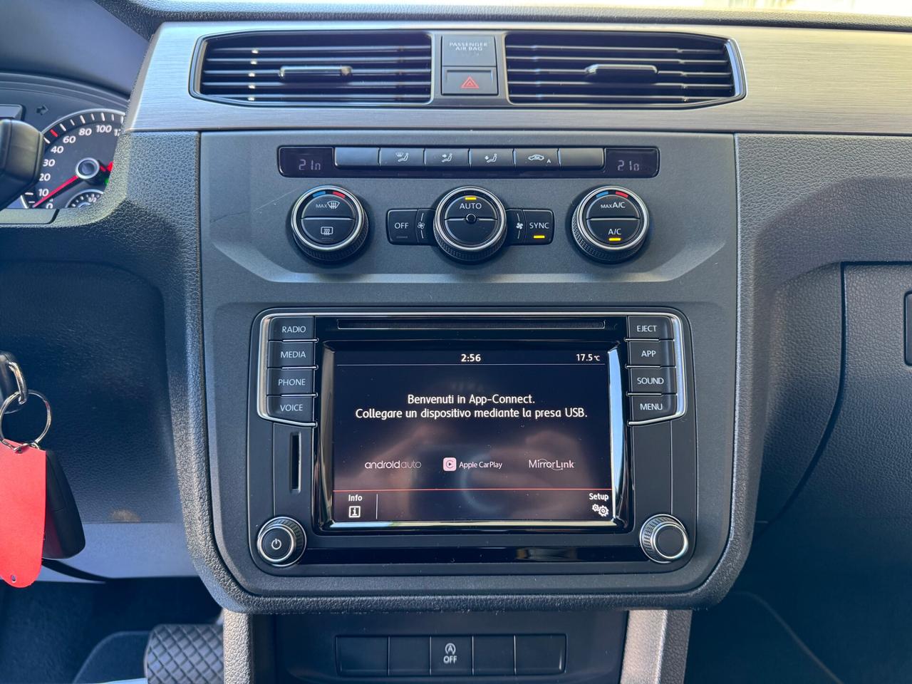 Volkswagen Caddy 2.0 TDI DSG 5P N1 GARANZIA 24MESI