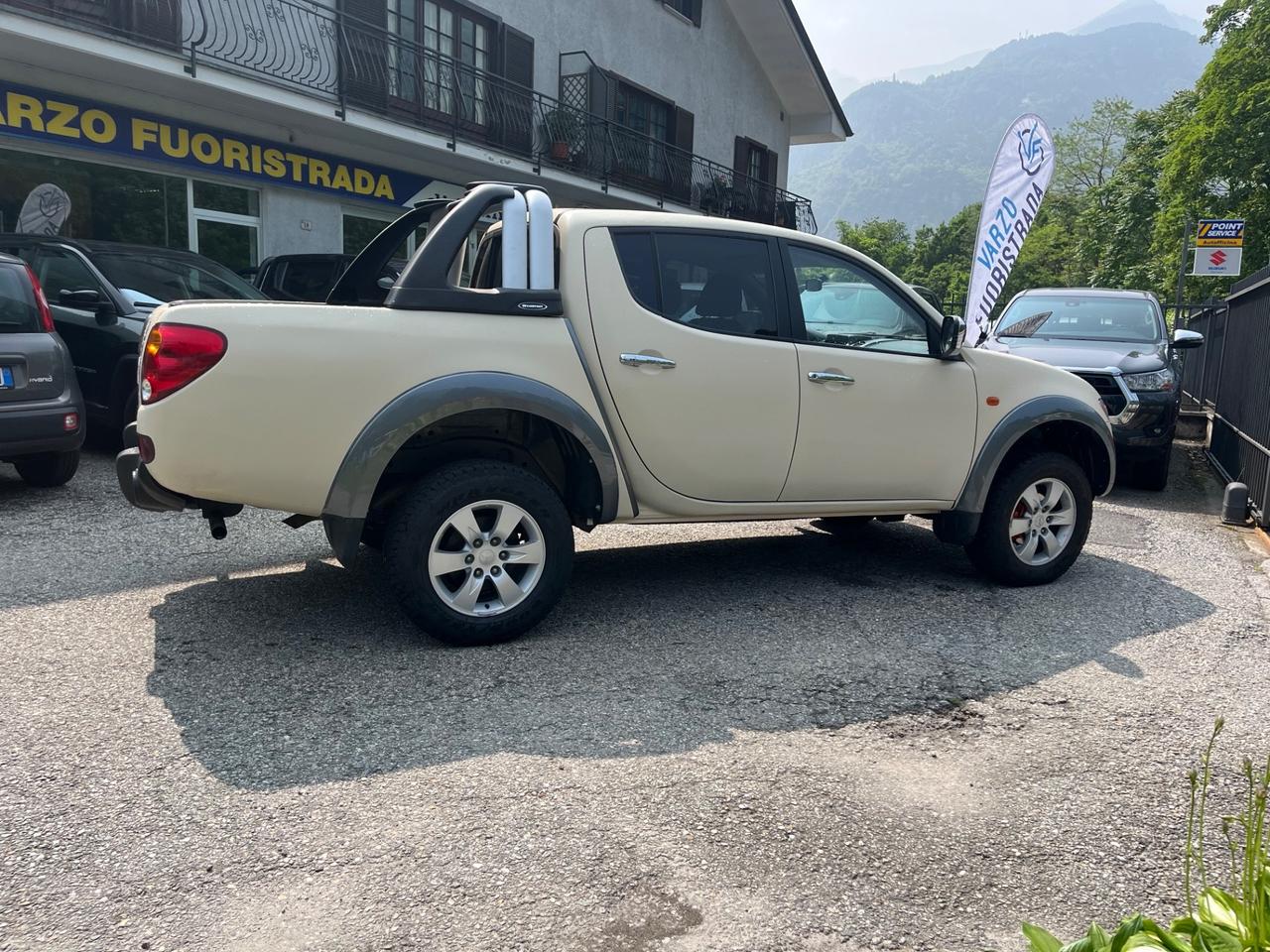 Mitsubishi L200 2.5 DI-D/136CV Double Cab Intense