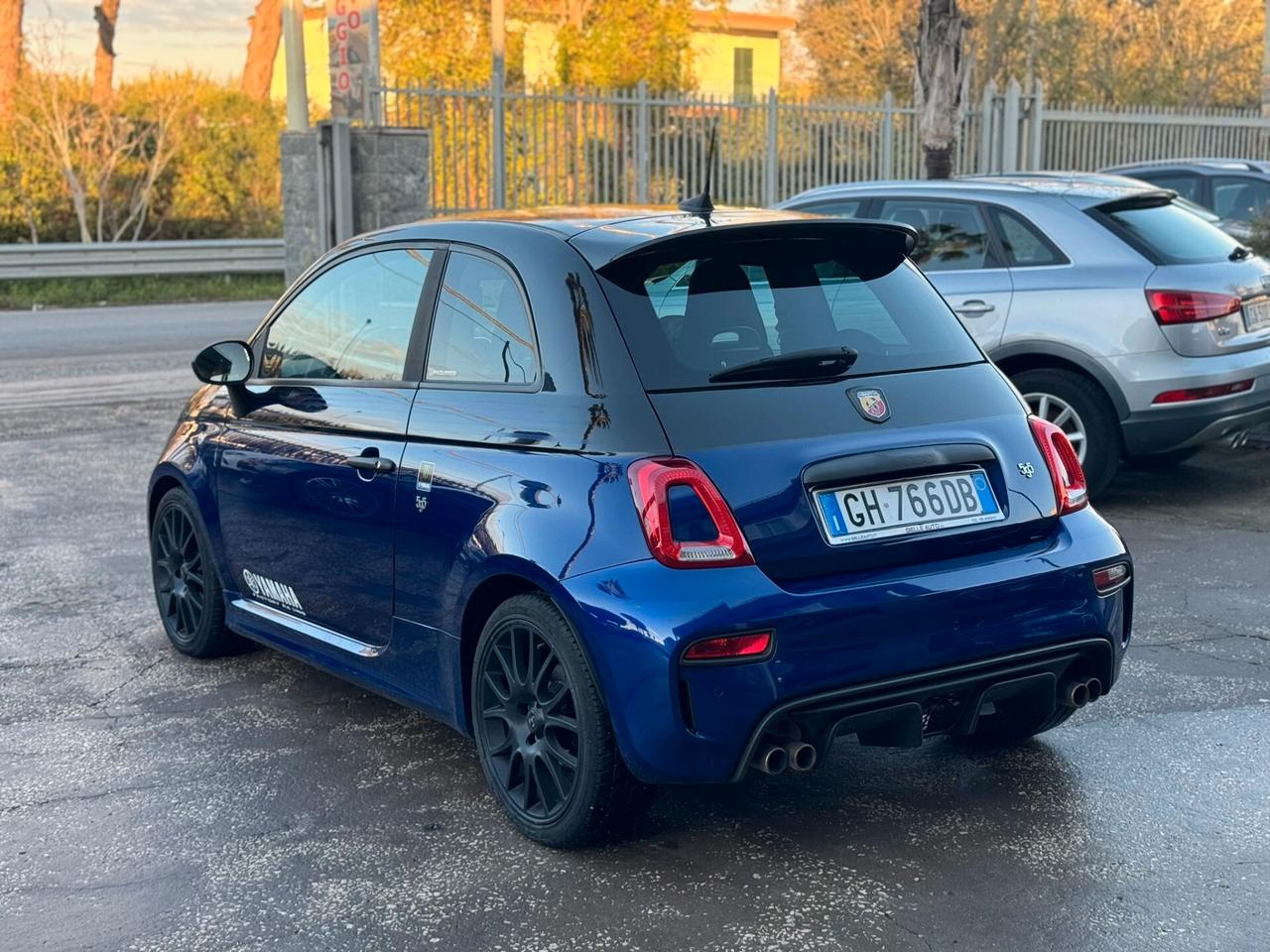 Abarth 595 1.4 Turbo T-Jet 165 CV Monster Energy Yamaha