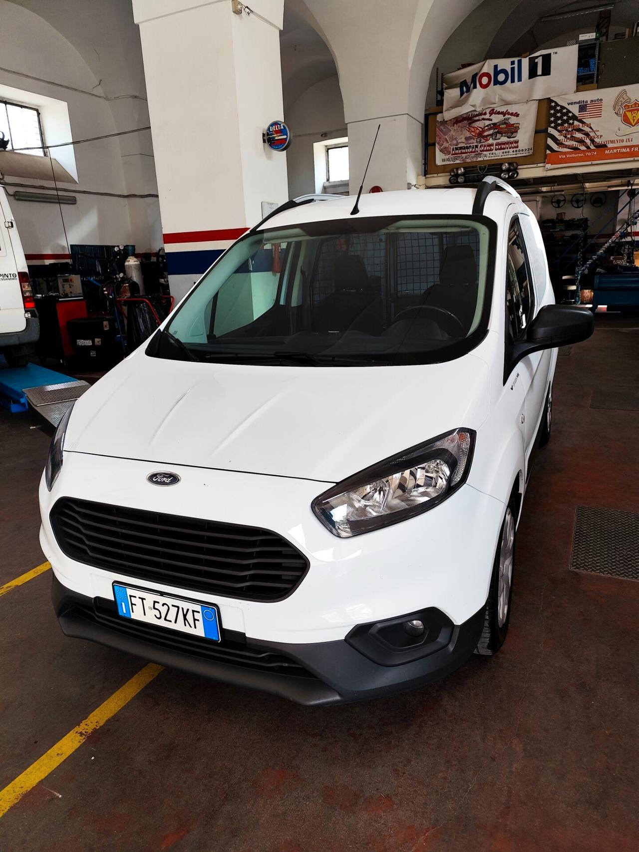 Ford Transit Courier 1.5 TDCi 100CV Van Entry