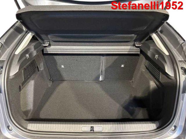 CITROEN C4 Hybrid 145 cv Automatico - COLLECTION