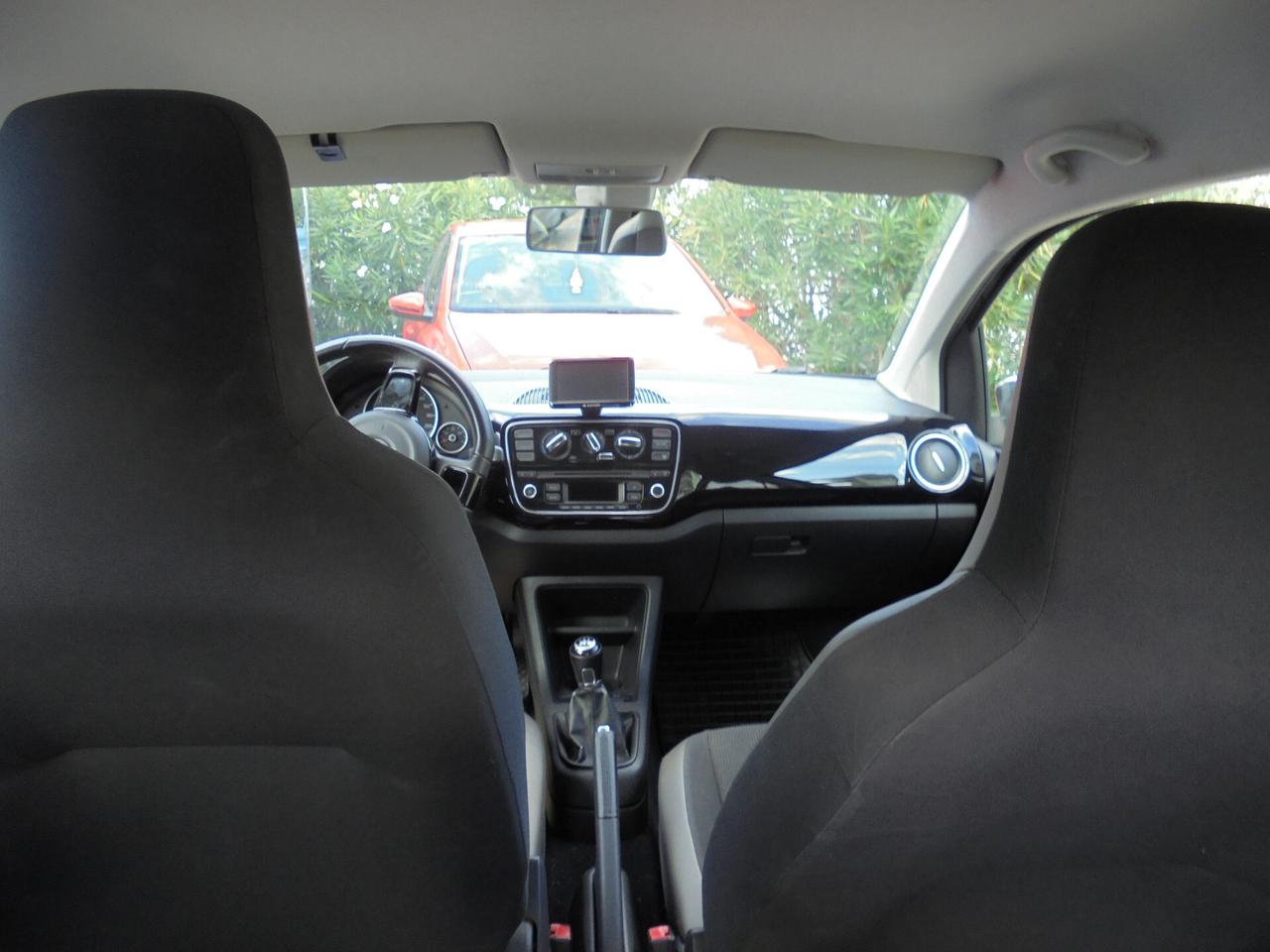 Volkswagen up! 1.0 75 CV 3p. high