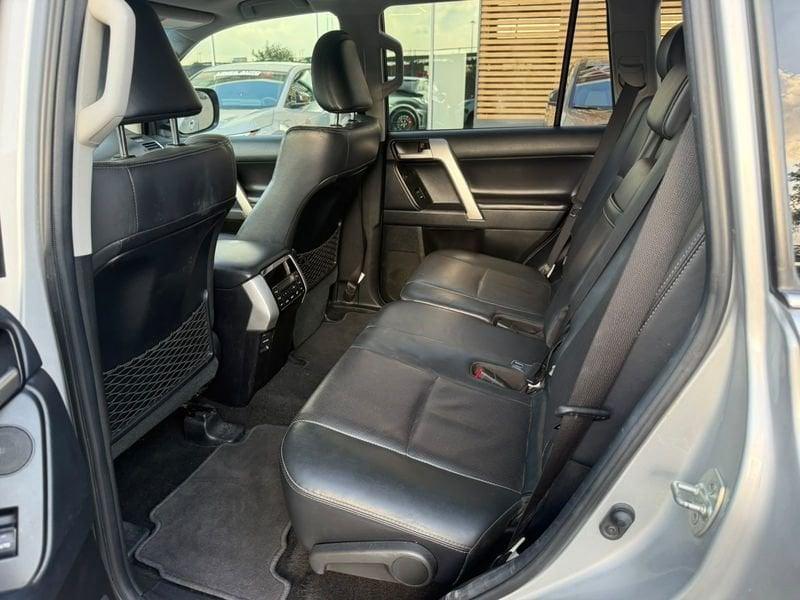 Toyota Land Cruiser 2.8 D4-D Executive A/T