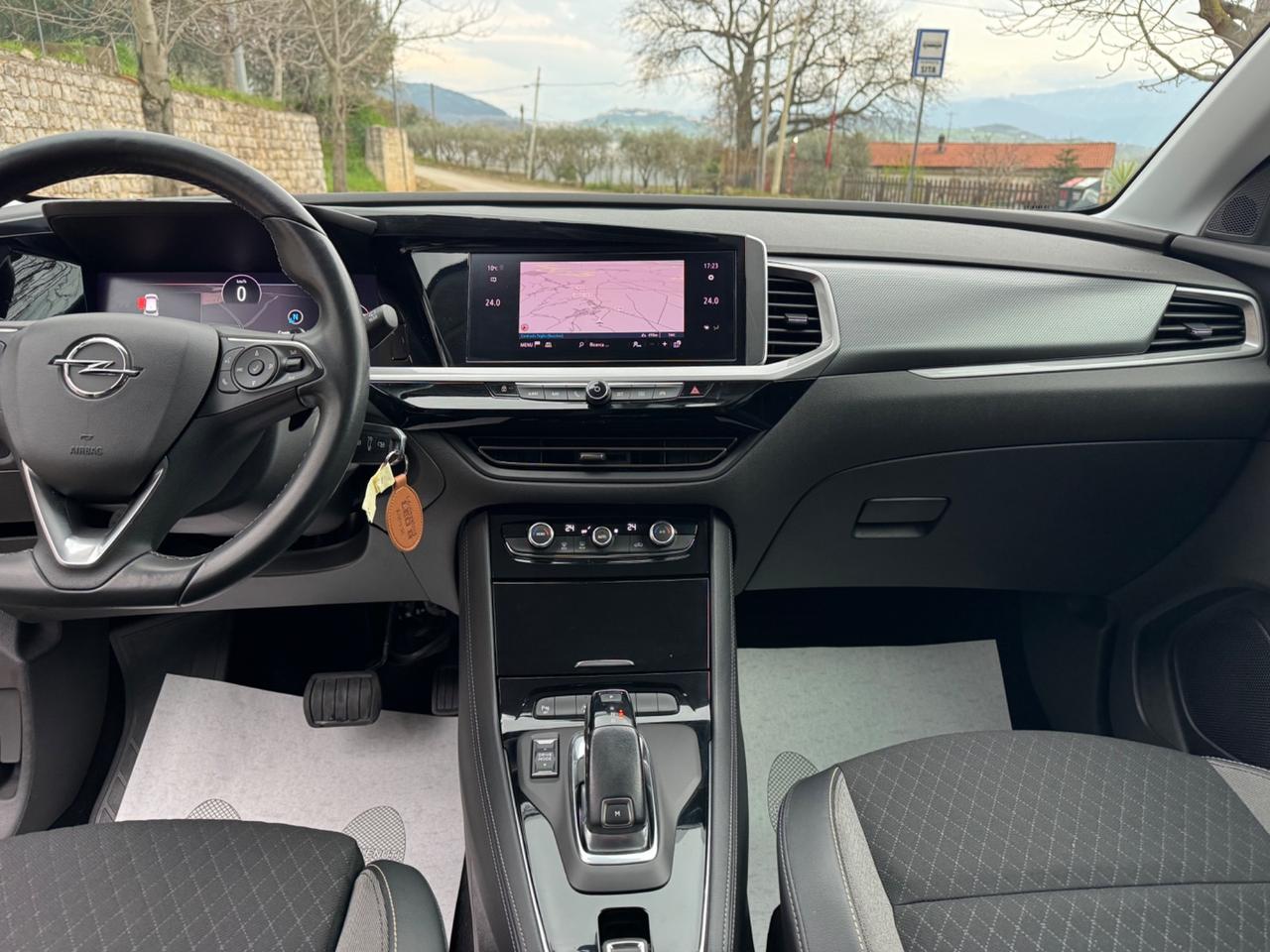 Opel Grandland 1.5 diesel Ecotec aut. Business Elegance