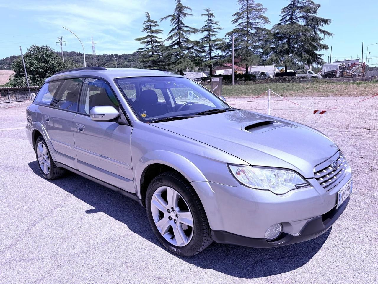 Subaru OUTBACK 2.0D 16V CM 4x4 Diesel