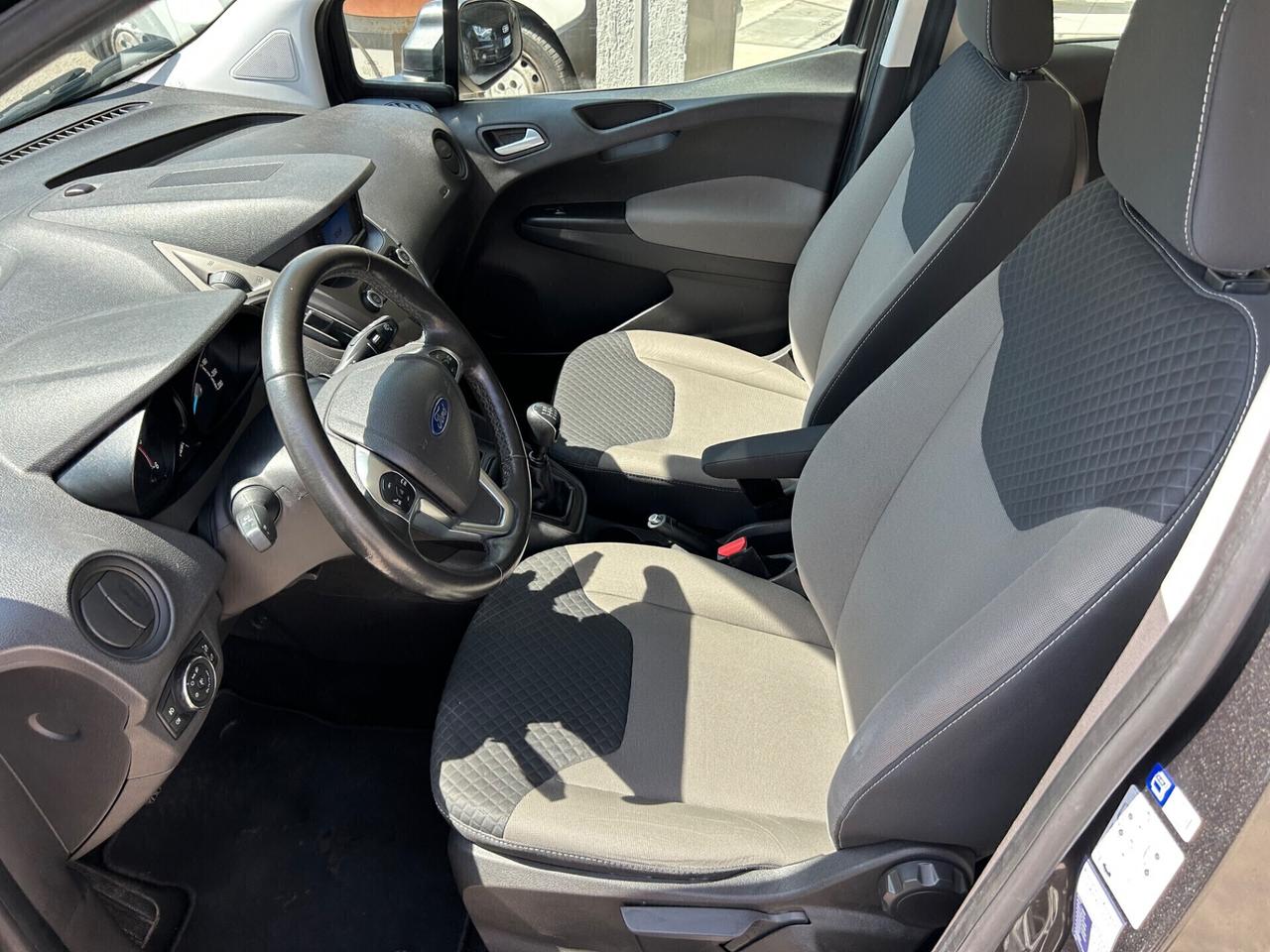 Ford Tourneo Courier 1.5 TDCI “ 40.000 KM “