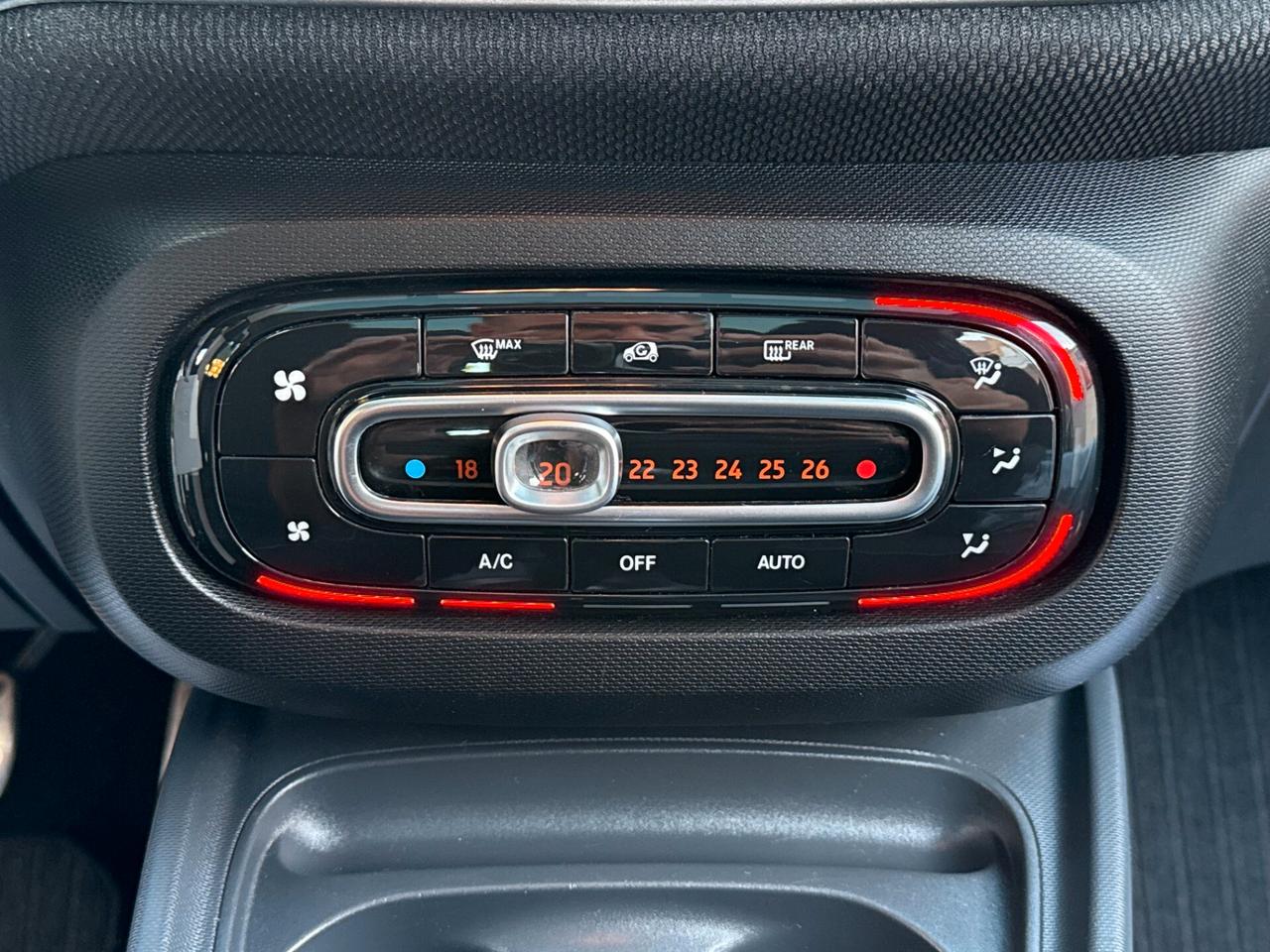 Smart ForFour 70 1.0 twinamic Passion TETTO LED