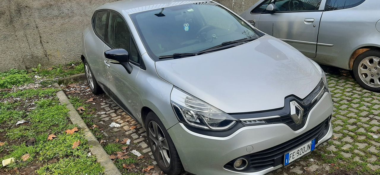 Renault Clio Sc��nic 1.5 dCi 105 CV Dynamique