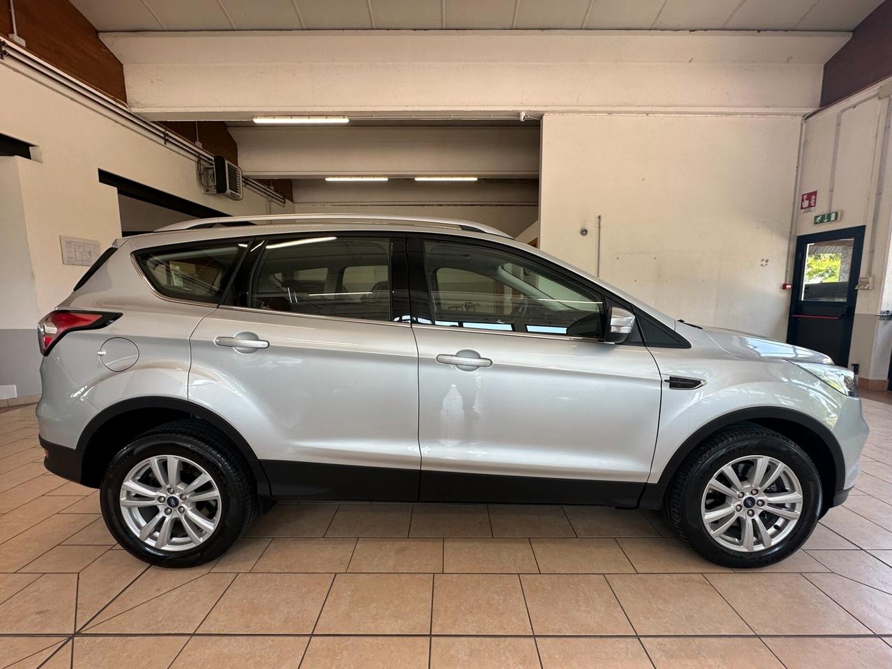FORD KUGA 2.0TDCI 120CV POWERSHIFT BUSINESS *NEOPATENTATI*CARPLAY*NAVI*