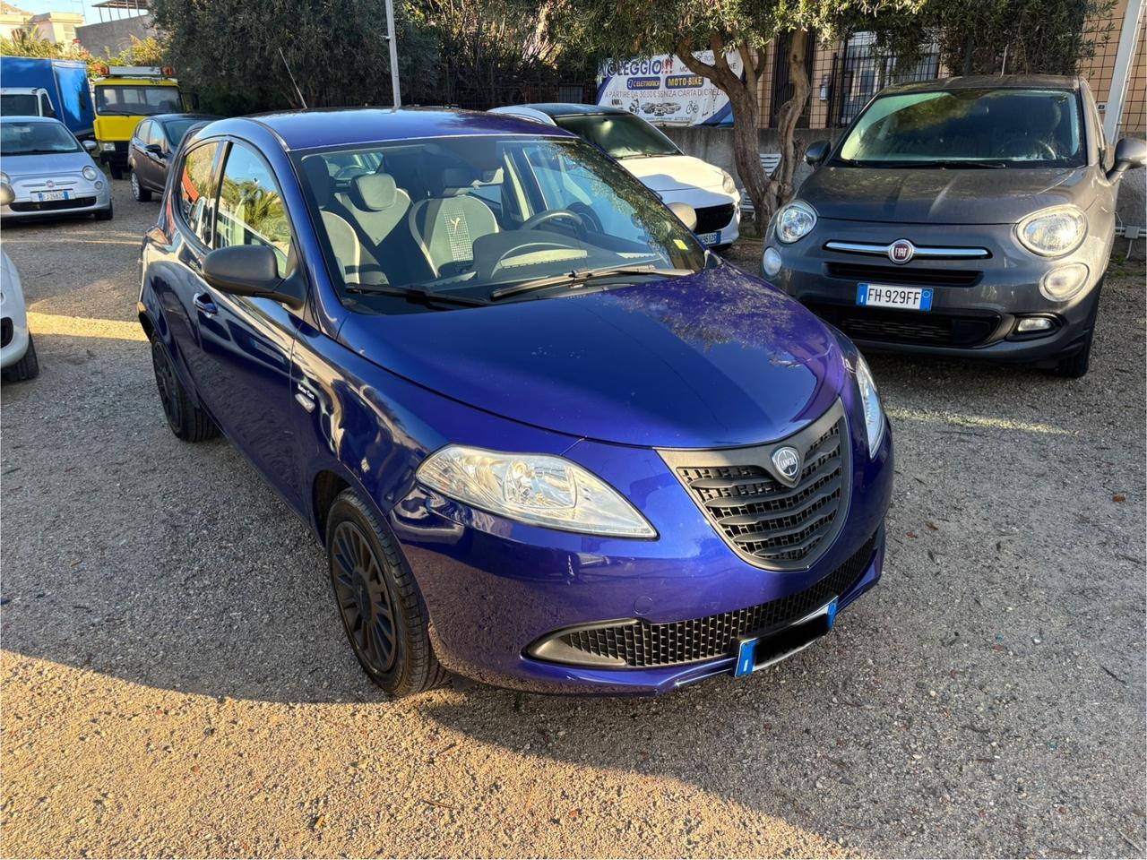 Lancia Ypsilon 1.2 69 CV 5 porte GPL Ecochic Elefantino