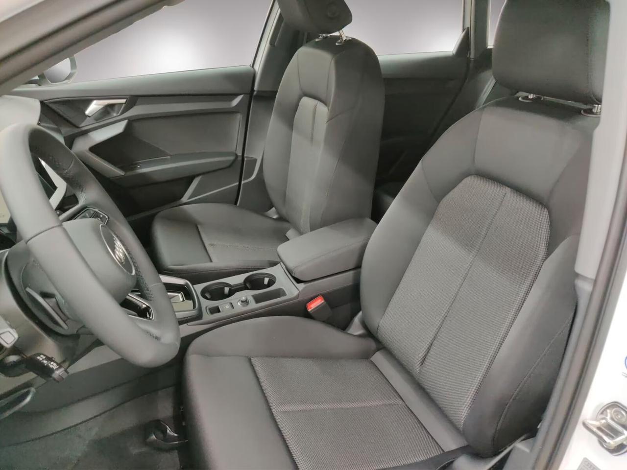 Audi A3 Sportback S line 35 TFSI S-tronic/LED/