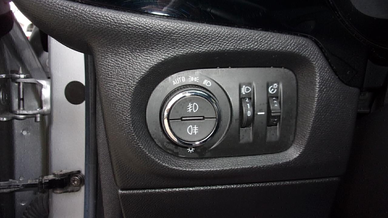 Opel Corsa 1.5 diesel 100 CV GS Line