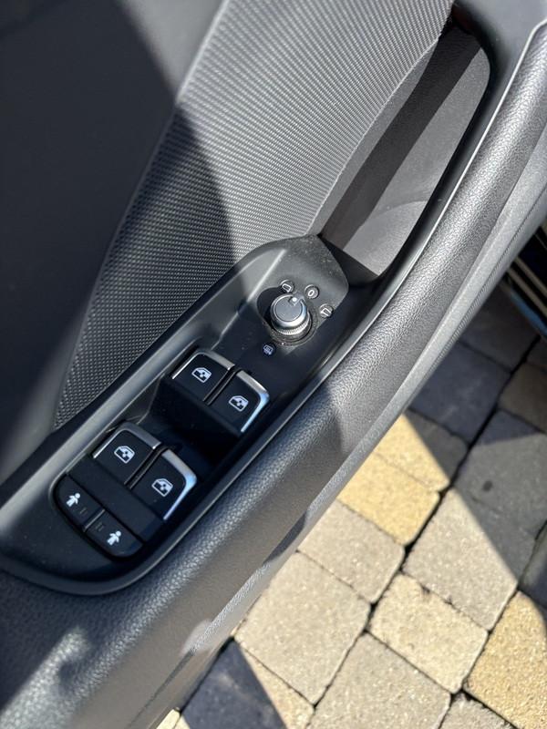 Audi A3 Sportback 35 2.0 tdi 150 s-line cv s-tronic FULL LED-19"