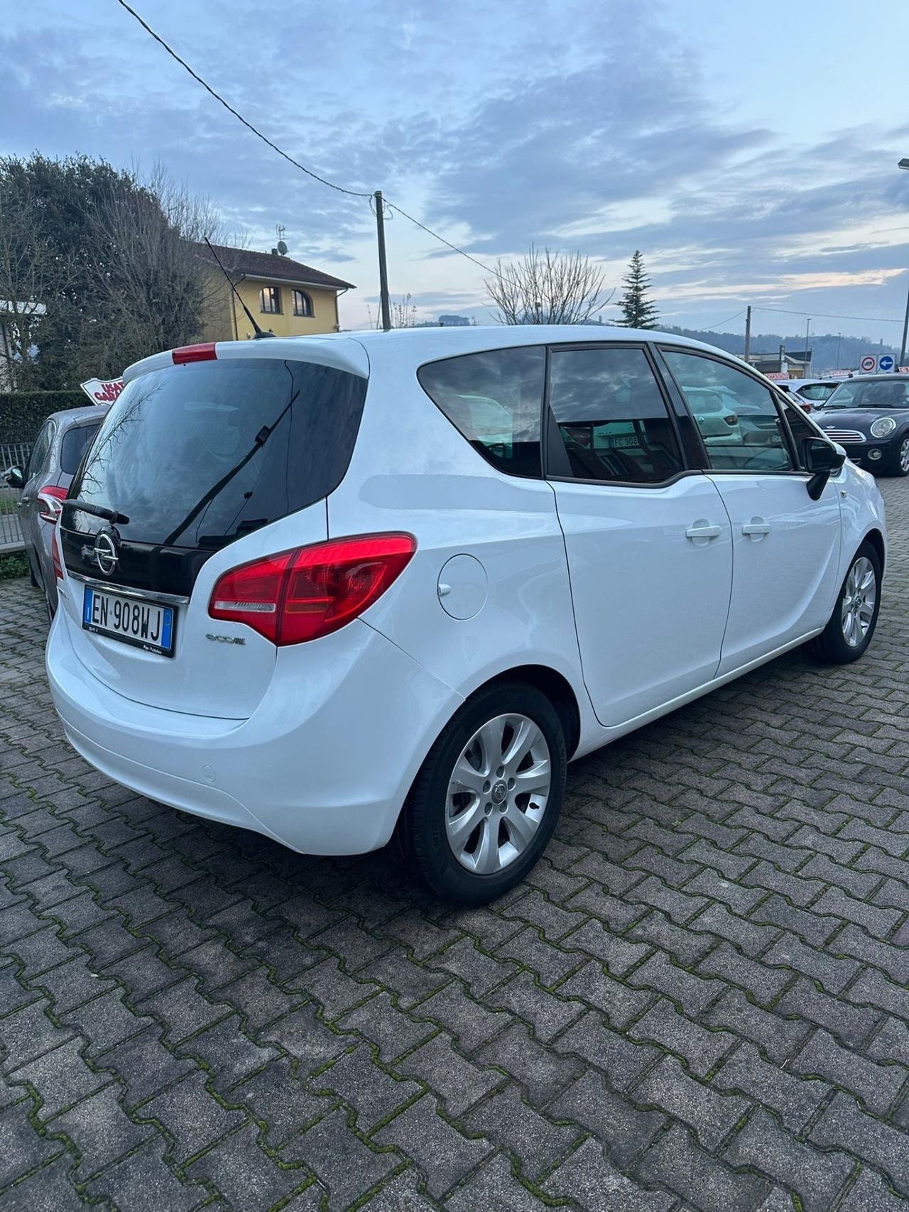 Opel Meriva 1.3 CDTI 95CV ecoFLEX Cosmo