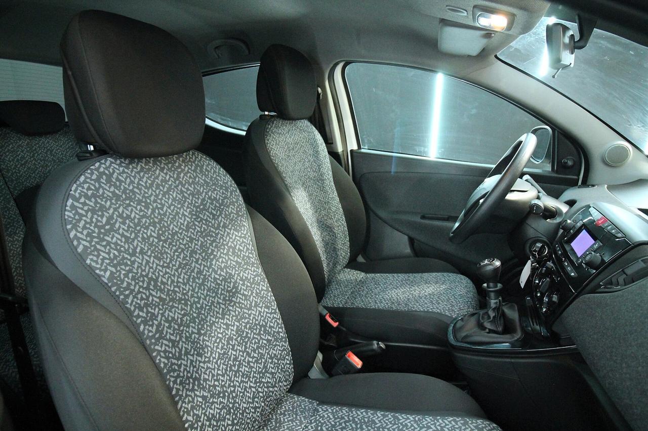 LANCIA YPSILON 1.0 70 CV HYBRID SILVER
