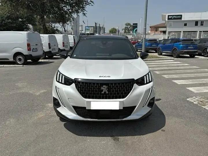 Peugeot 2008 PureTech 130 S&S EAT8 GT Pack