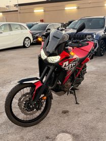 Honda Africa Twin 1100 Manuale possibilità di finanziamento