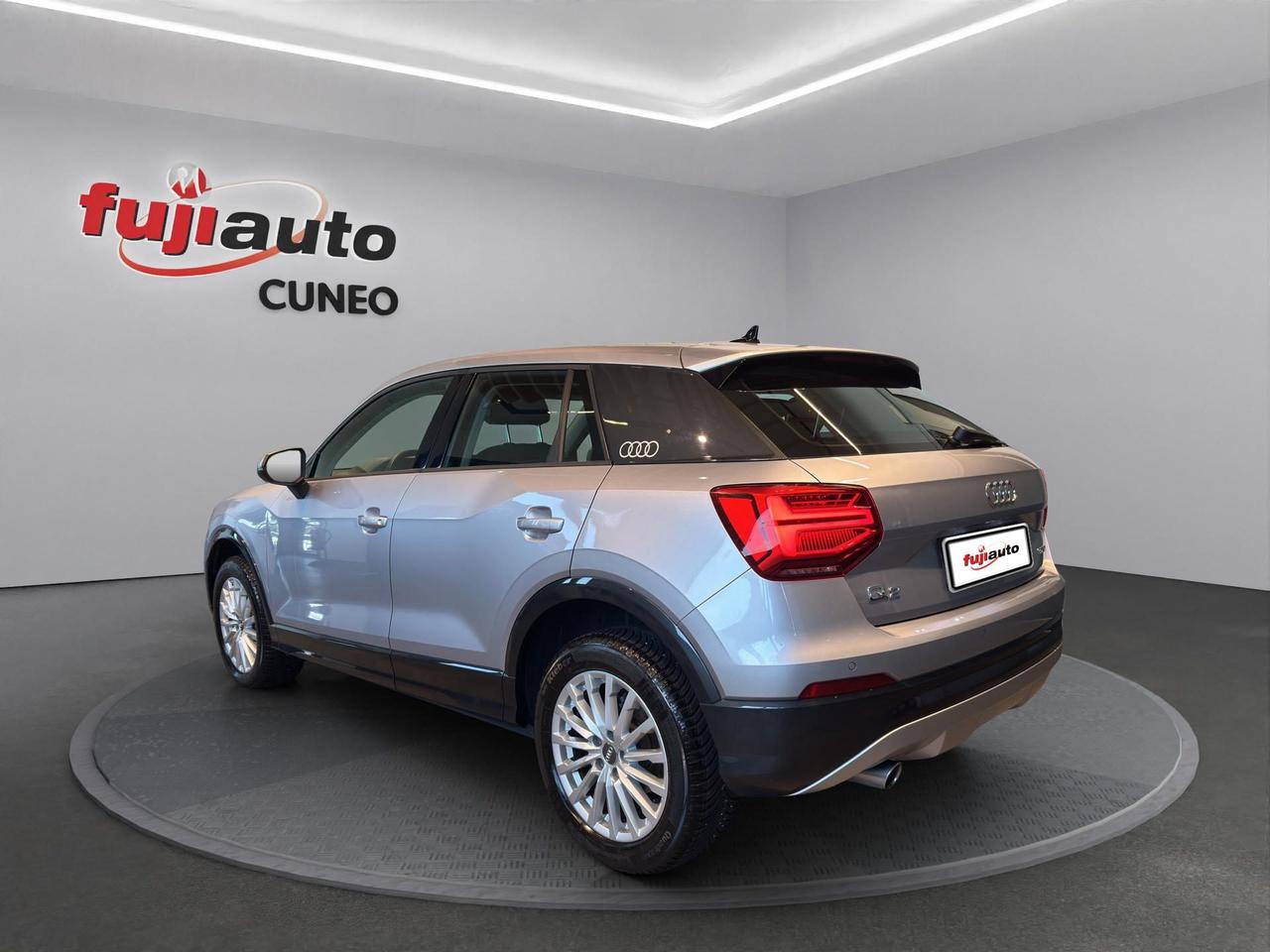 Audi Q2 30 1.6 tdi Business design my19