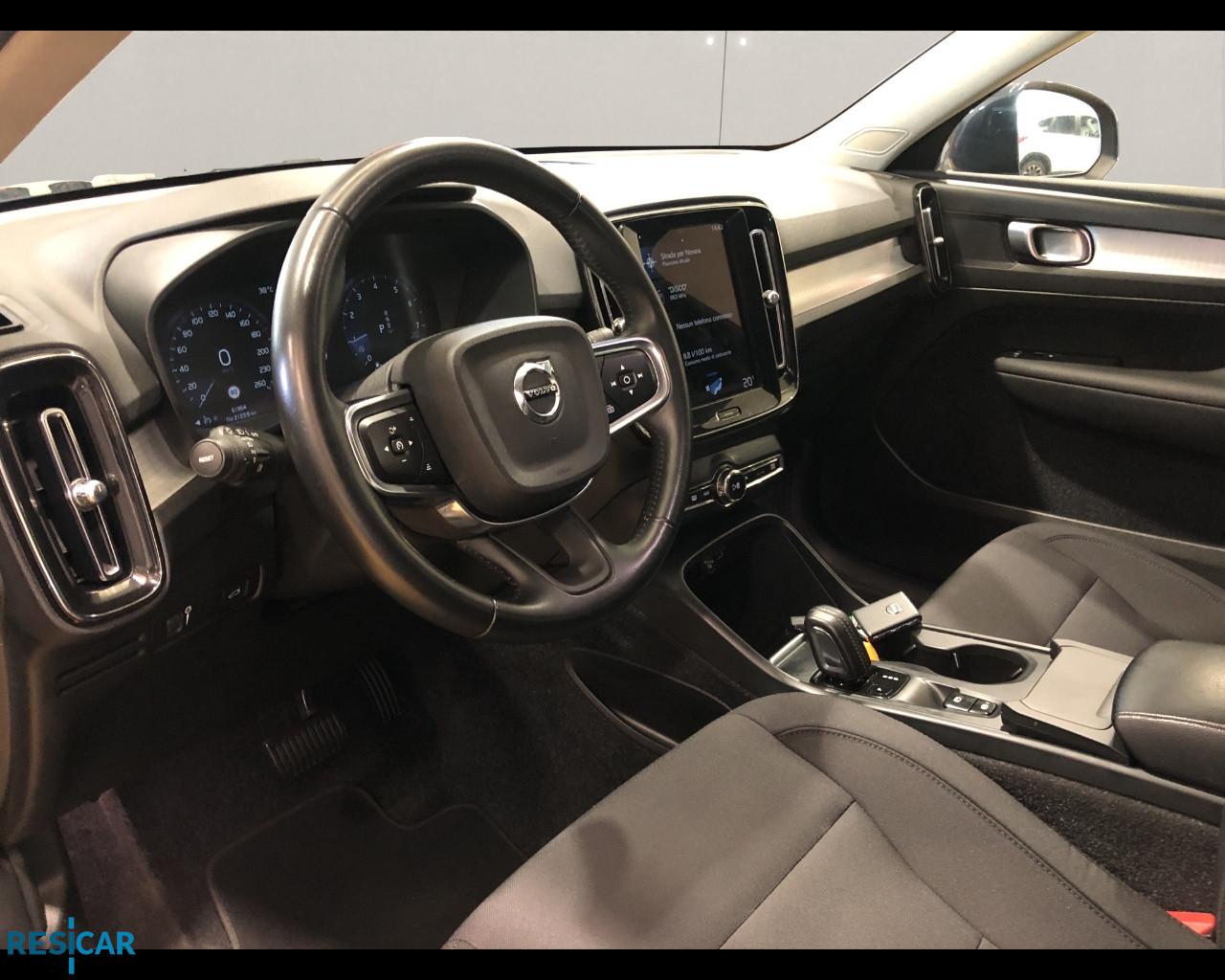 VOLVO XC40 1.5 t3 Momentum Pro 163cv auto my21